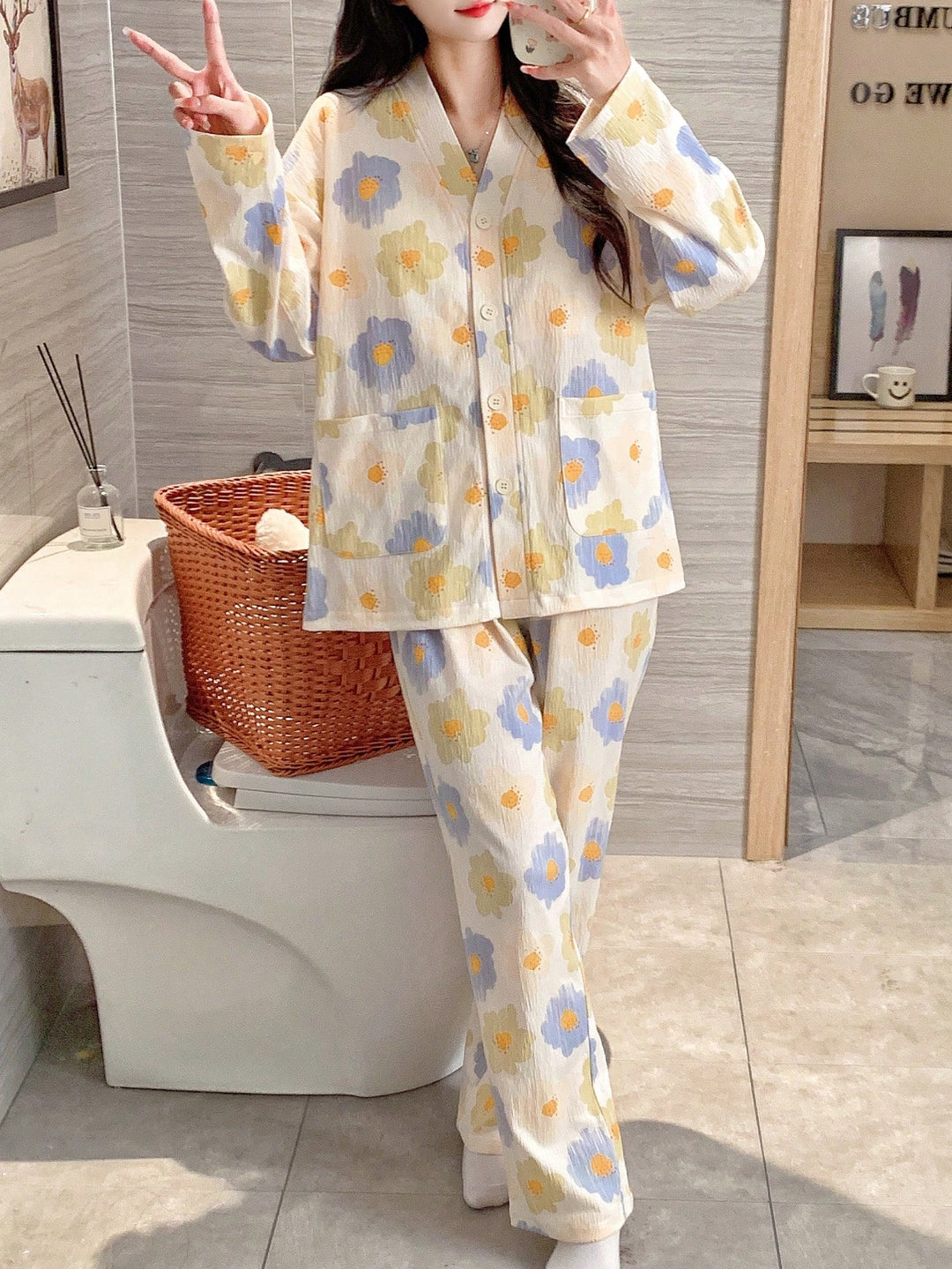 Compleu pijamale SHEIN, mix culori