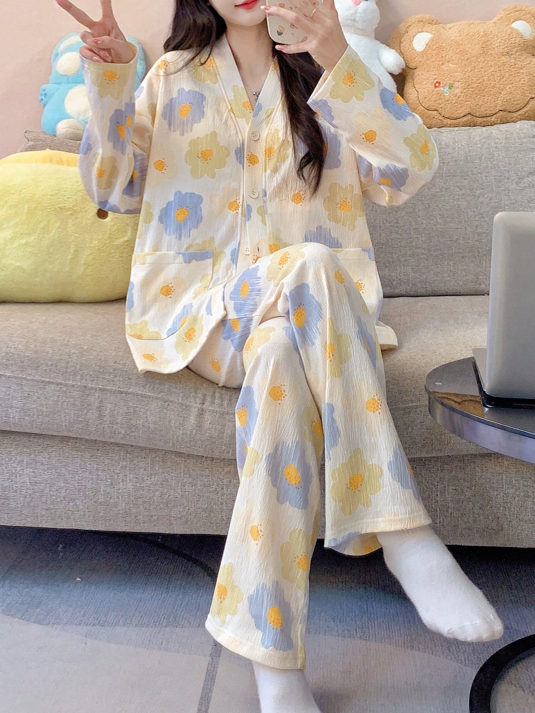 Compleu pijamale SHEIN, mix culori
