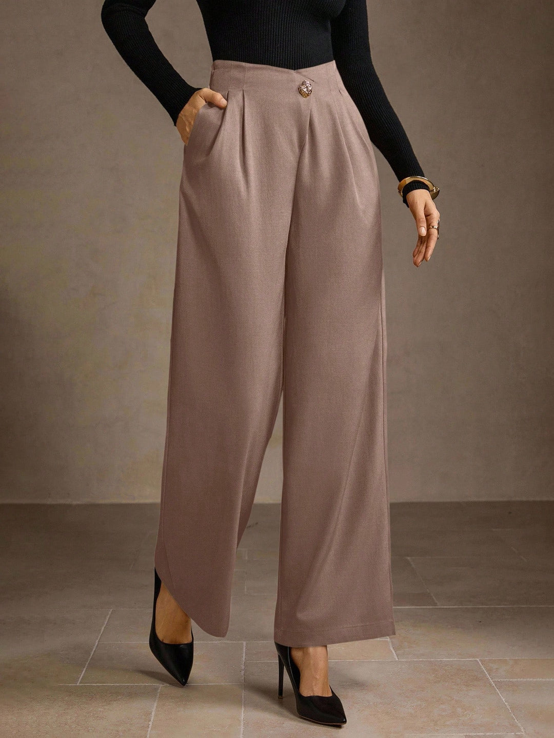 Pantaloni SHEIN, roz