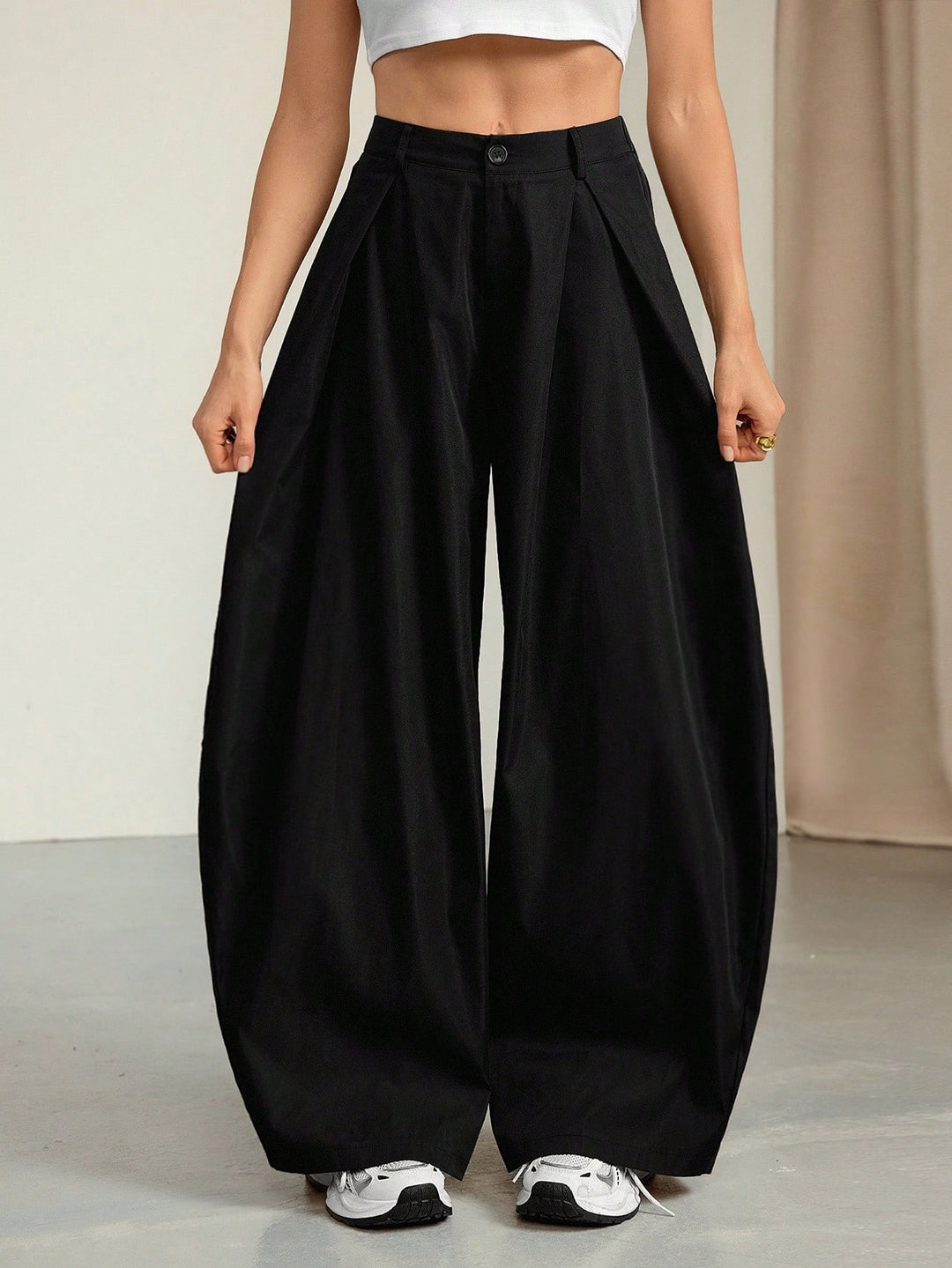 Pantaloni SHEIN, negru