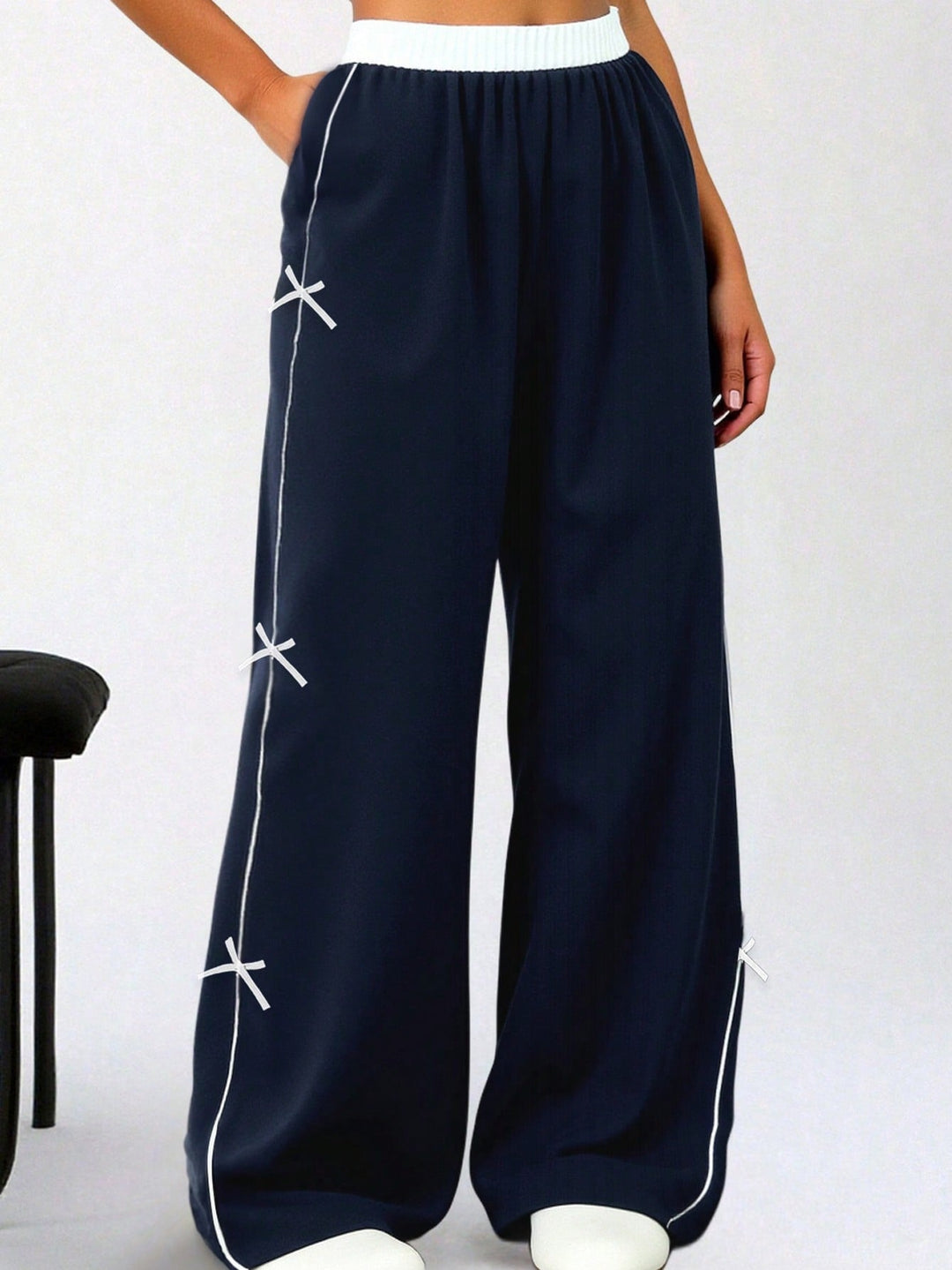 Pantaloni SHEIN, albastru