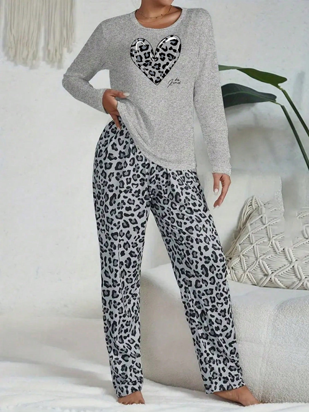 Compleu pijamale SHEIN, gri