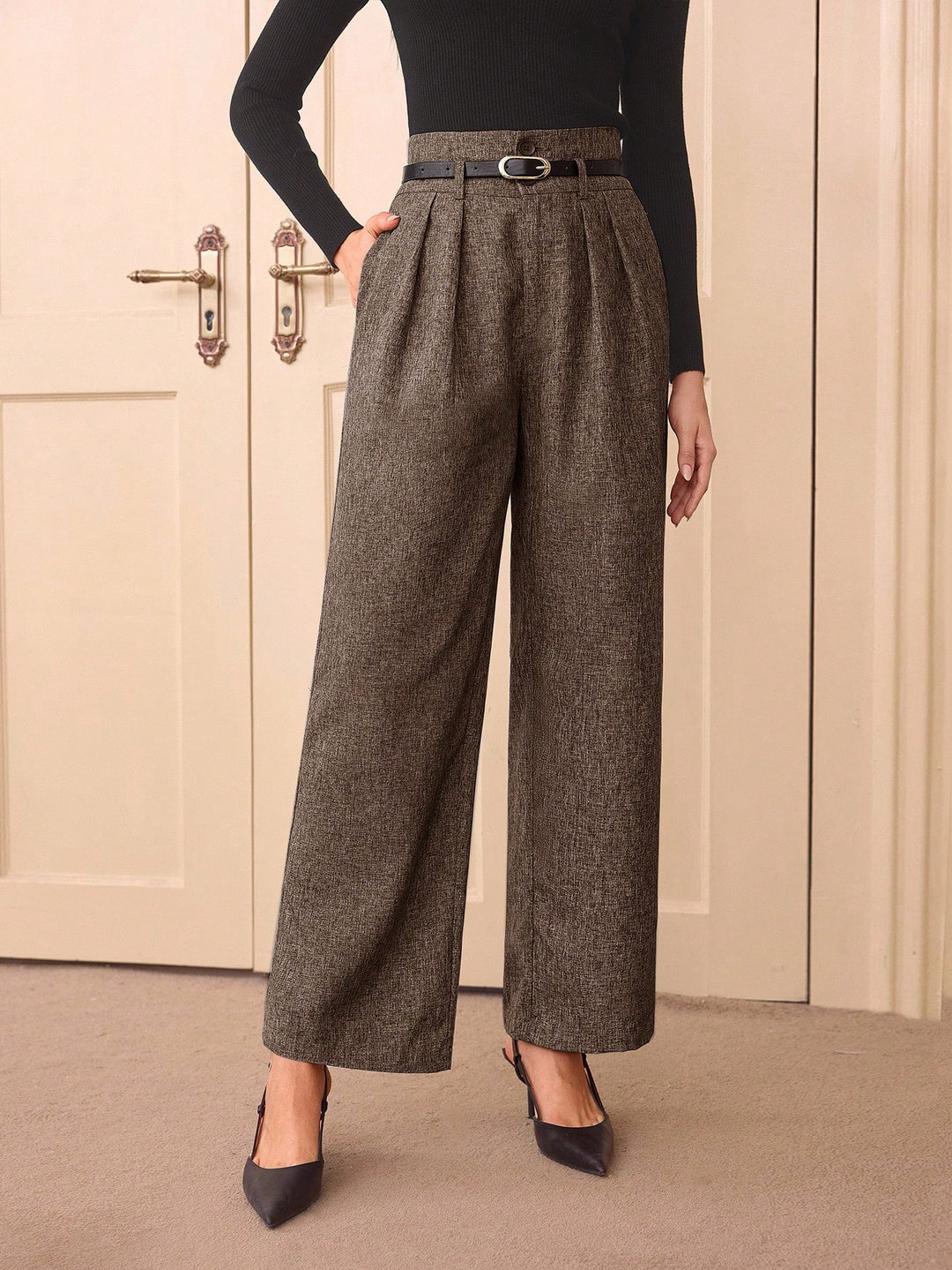 Pantaloni SHEIN, maro