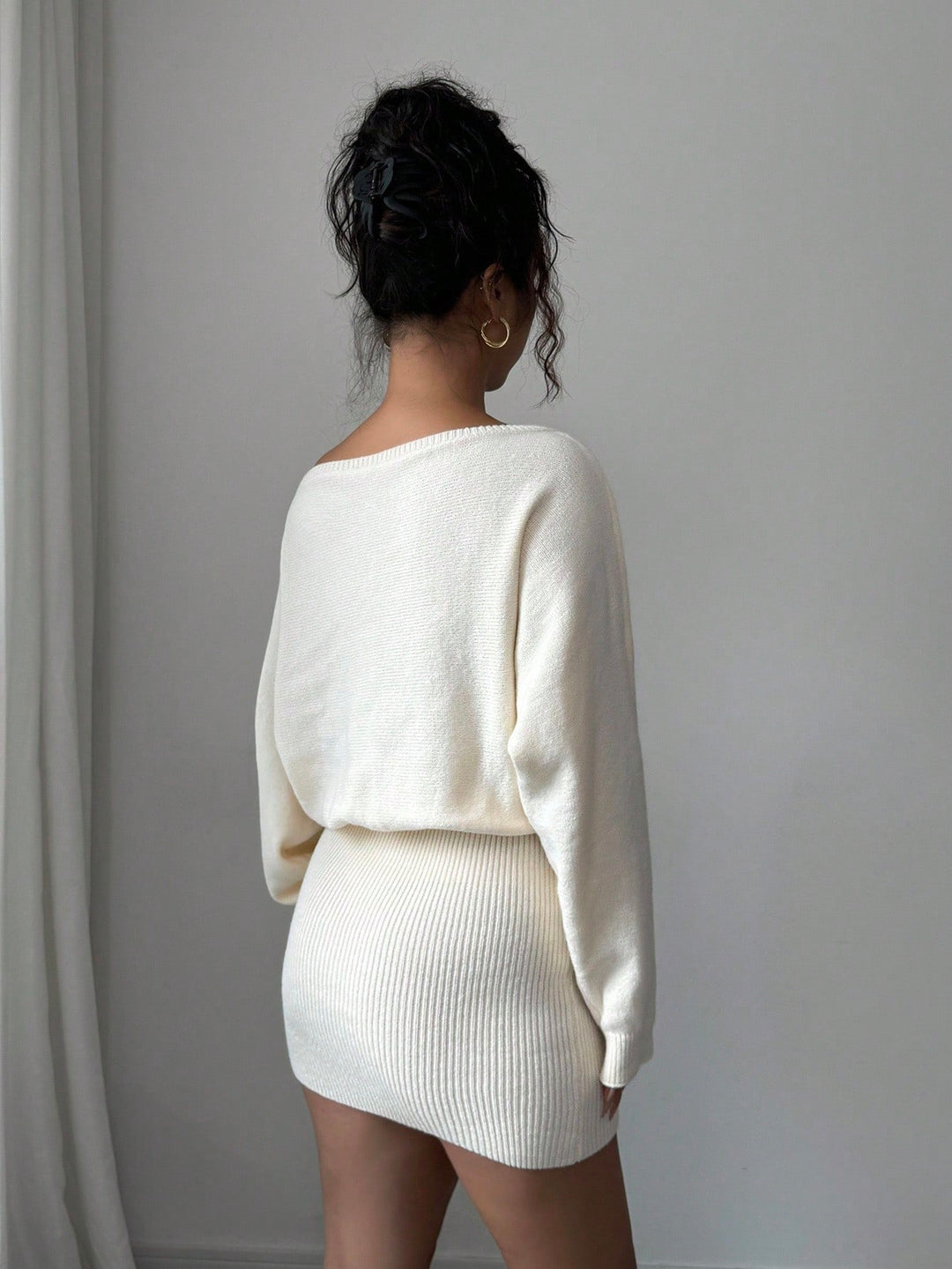 SHEIN mini ruha, krém