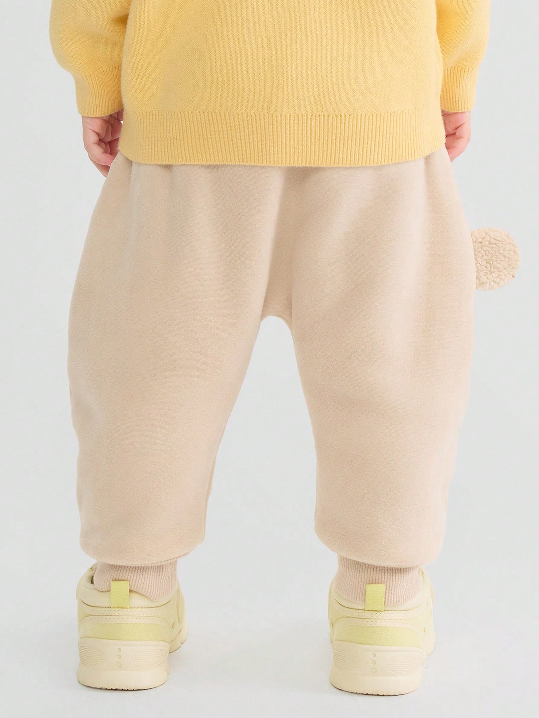 Pantaloni SHEIN, crem