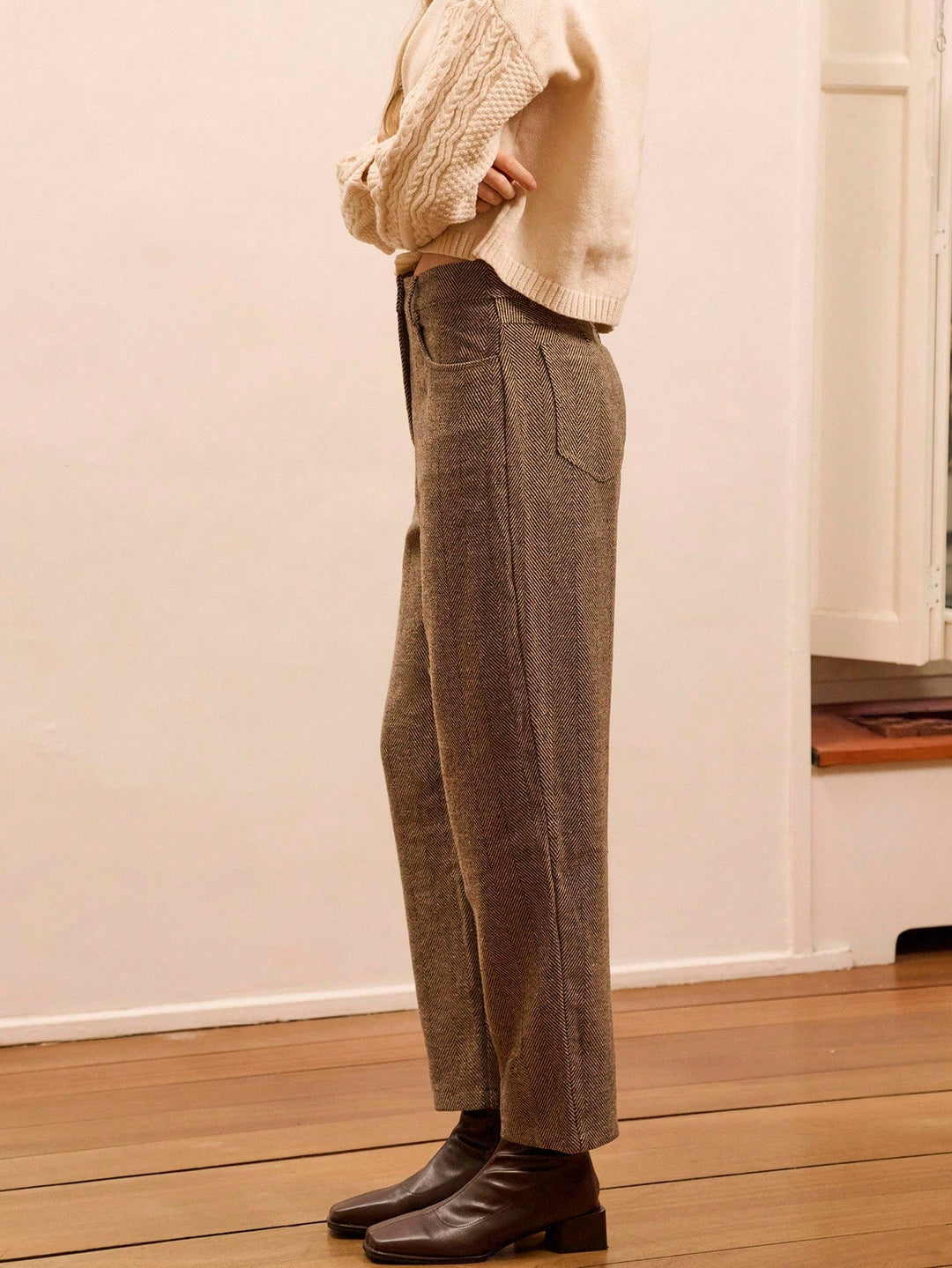 Pantaloni SHEIN, maro