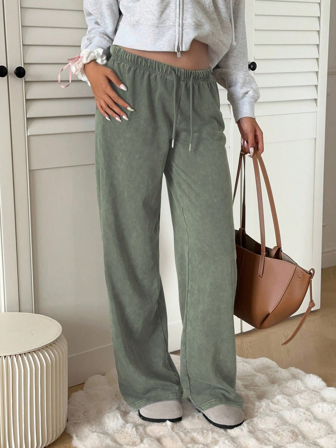 Pantaloni de trening SHEN, kaki