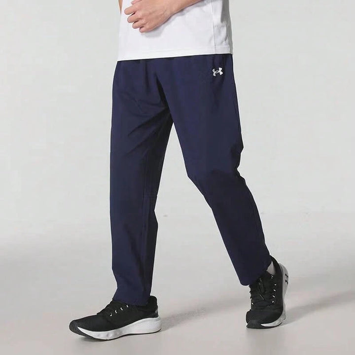 Pantaloni UNDER ARMOUR, albastru