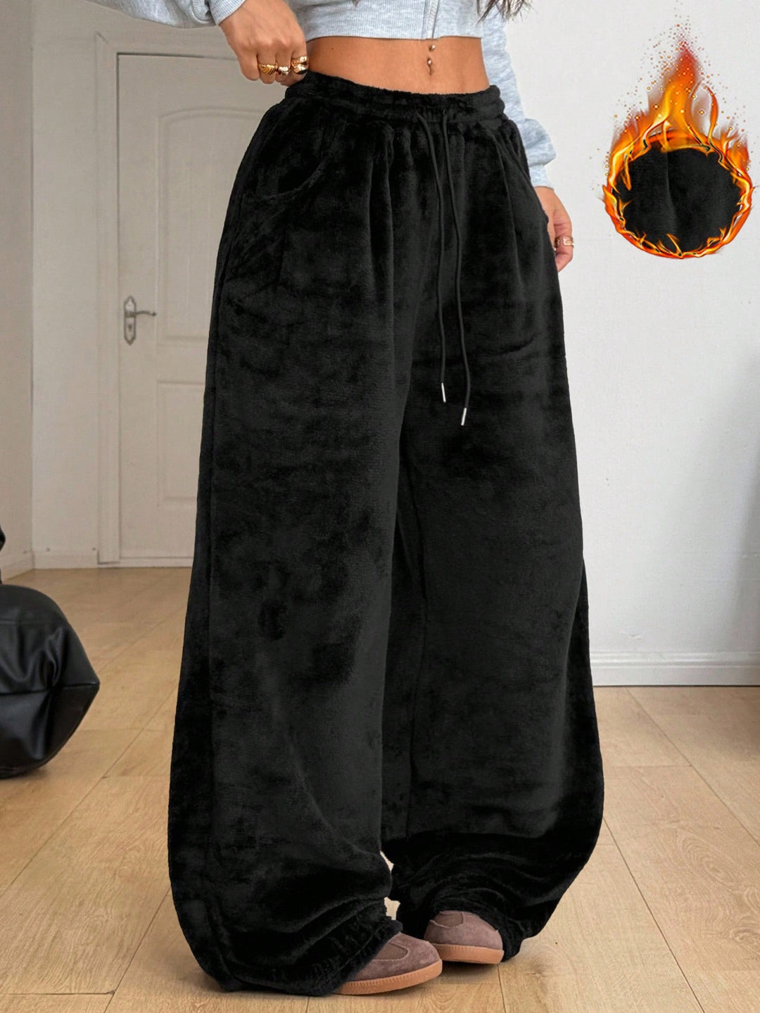 Pantaloni SHEIN, negru