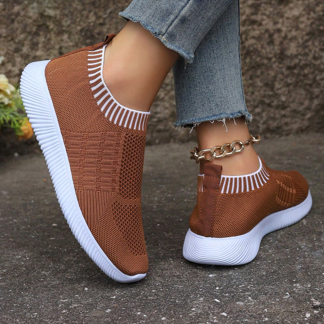 Pantofi sport SHEIN, maro