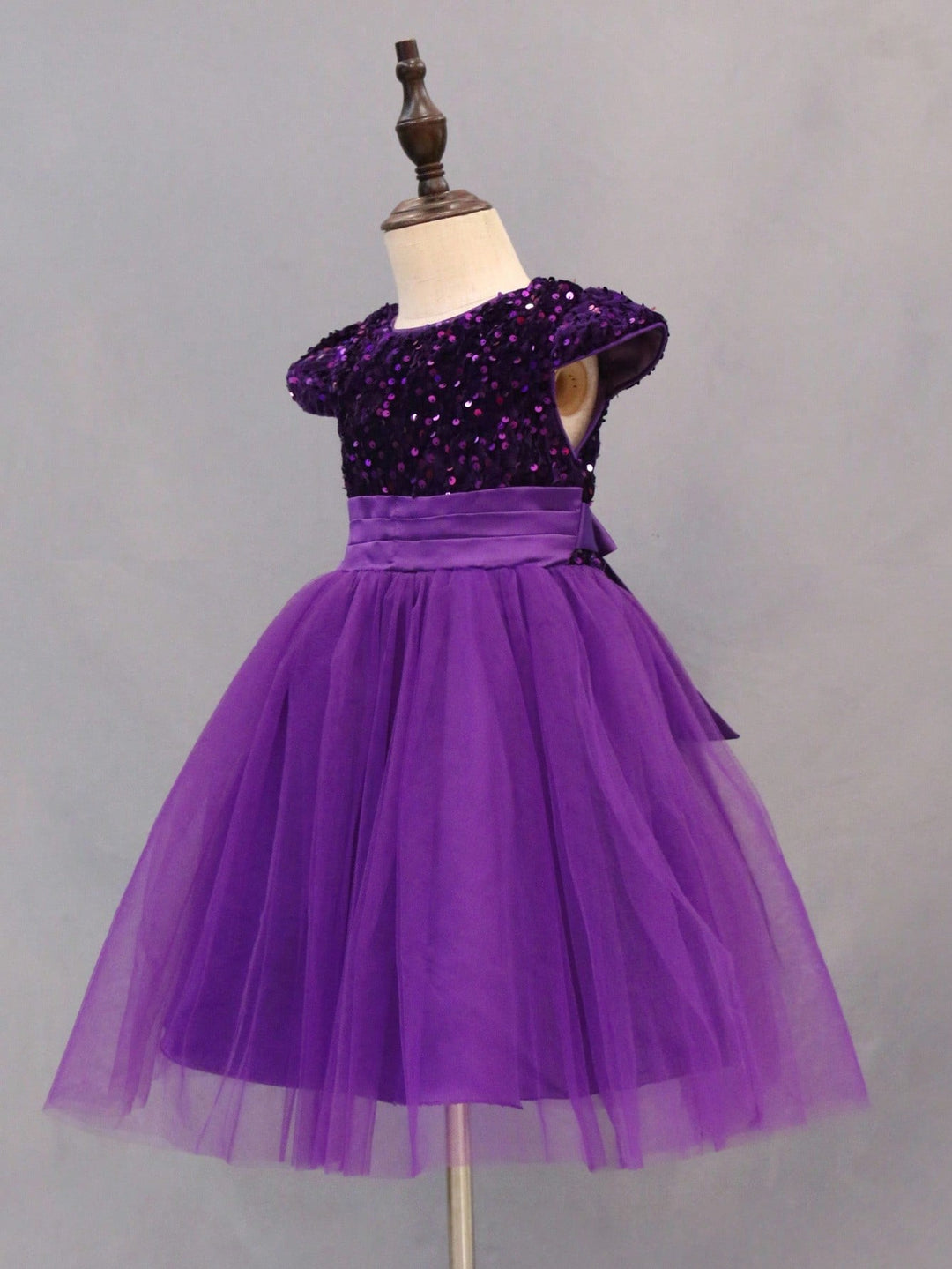 Rochie SHEIN, mov