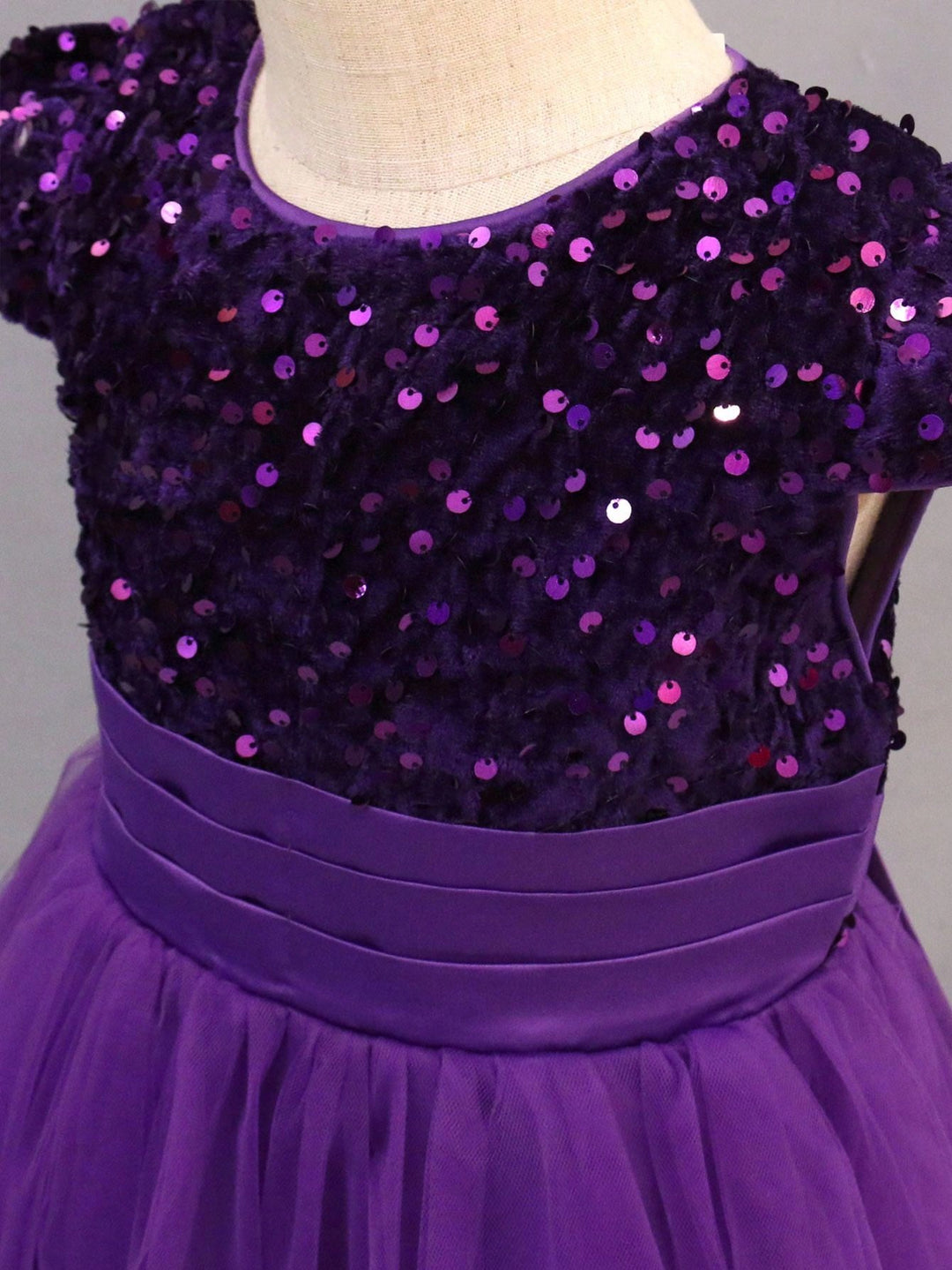 Rochie SHEIN, mov