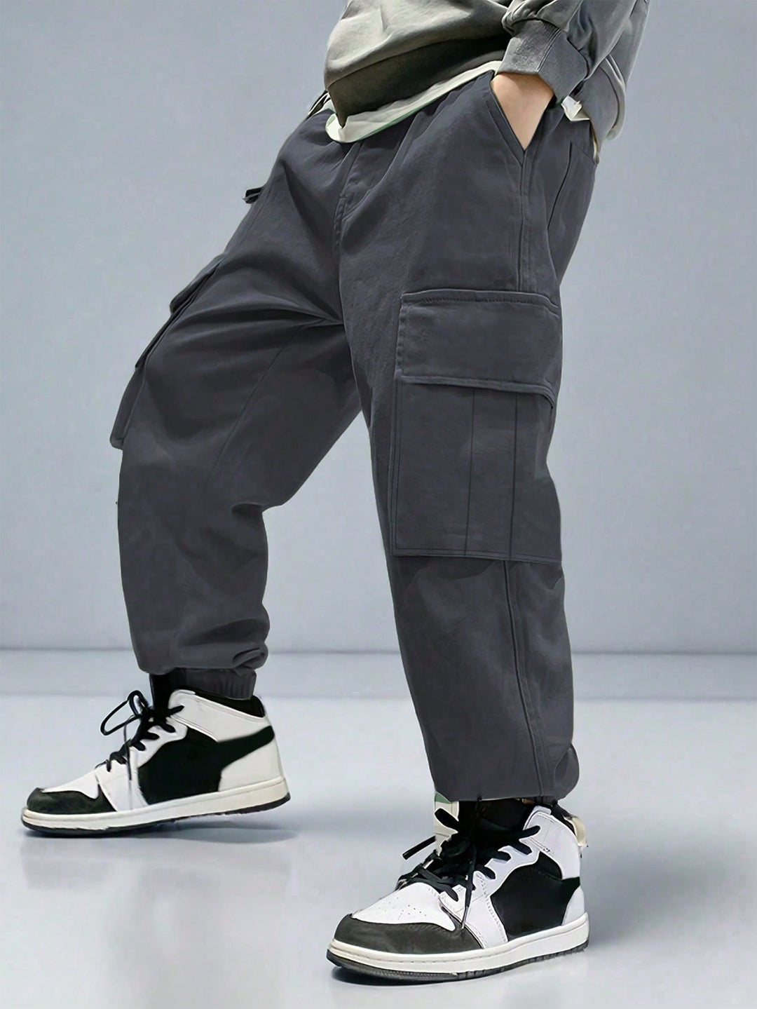 Pantaloni SHEIN, negru