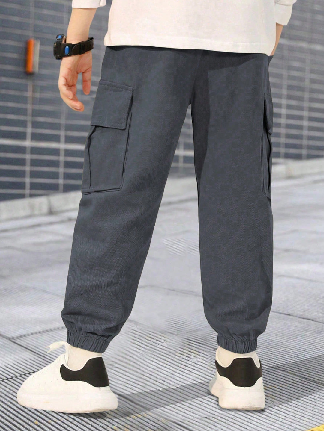 Pantaloni SHEIN, negru