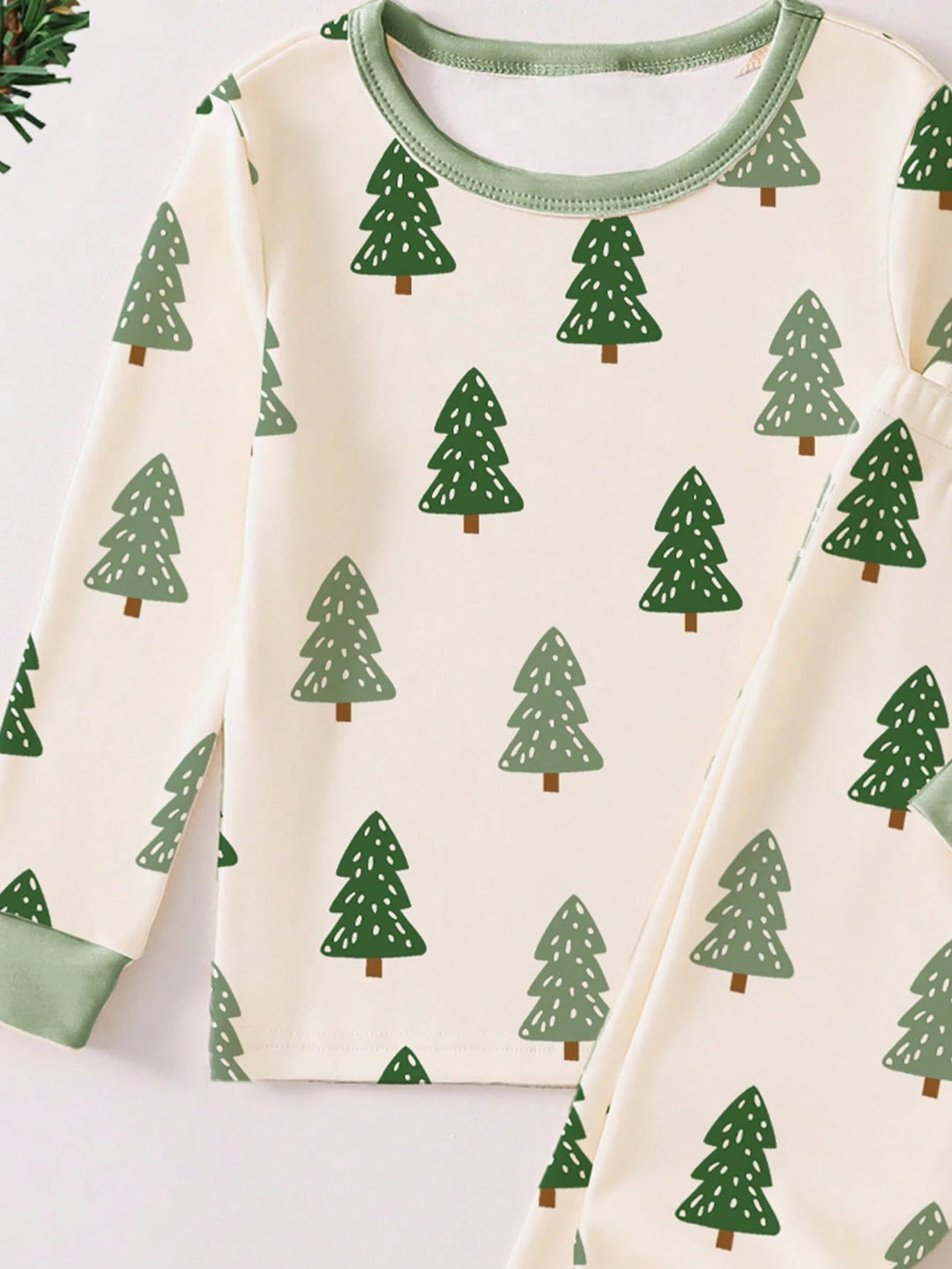 Compleu pijamale SHEIN, mix culori