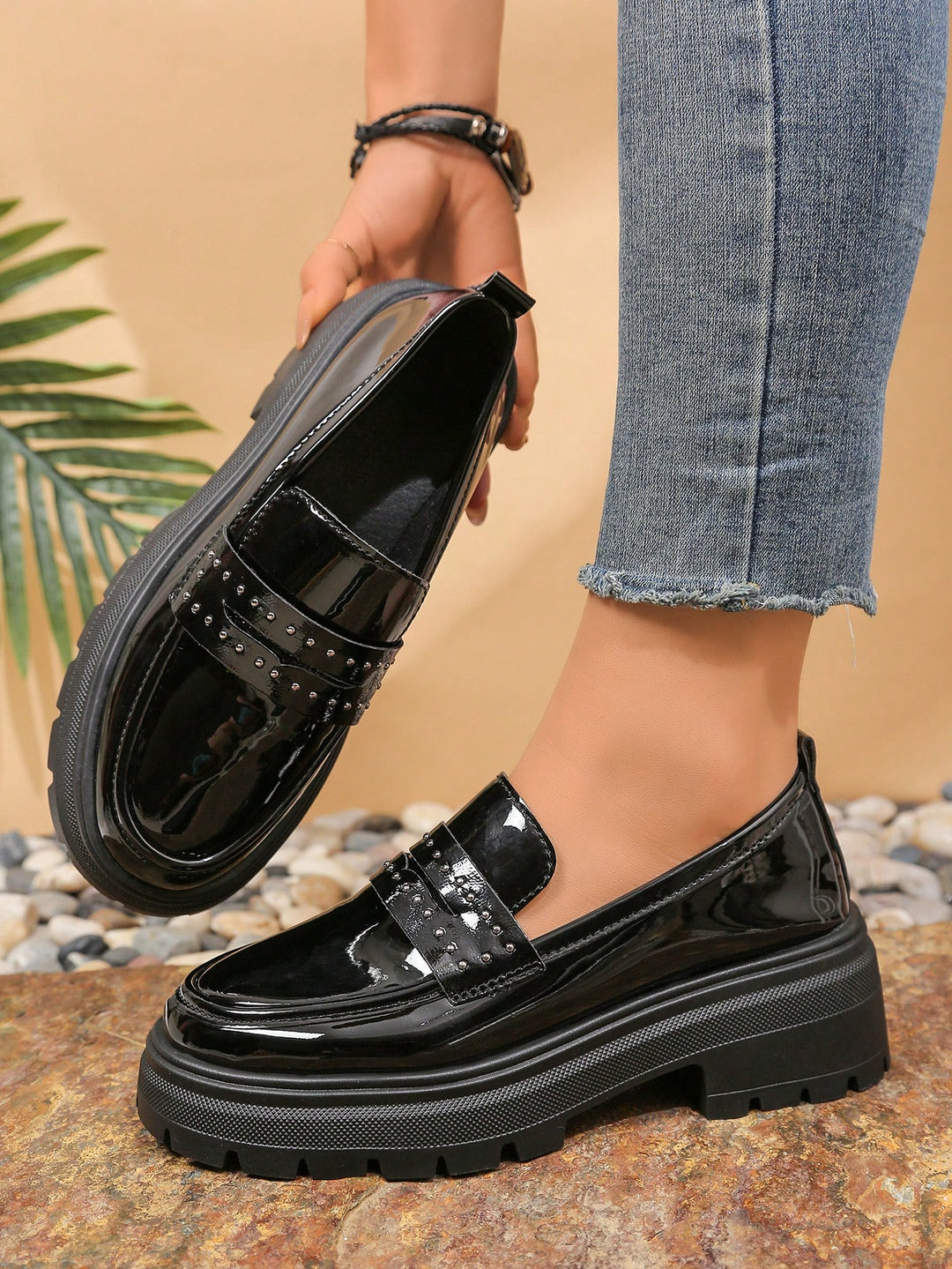 Pantofi SHEIN, negru