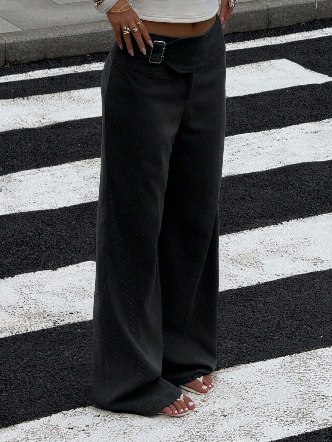 Pantaloni SHEIN, negru