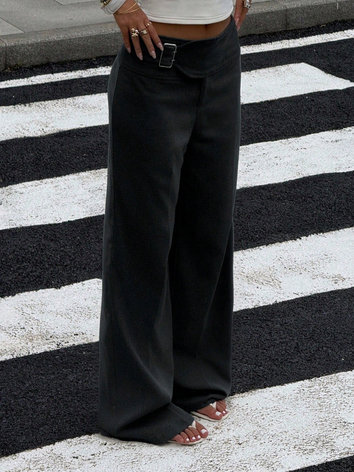 Pantaloni SHEIN, negru