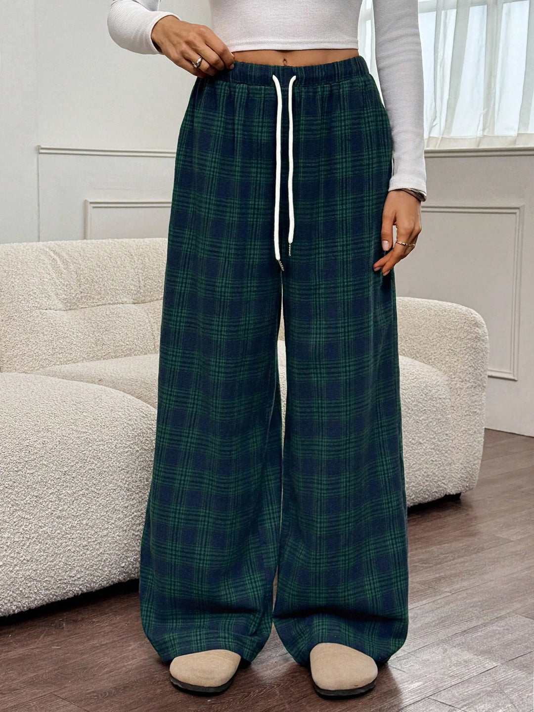 Pantaloni SHEIN, mix culori