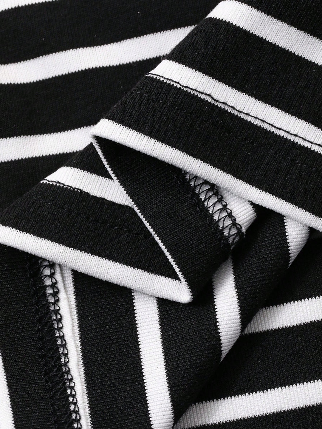 Bluză SHEIN, negru