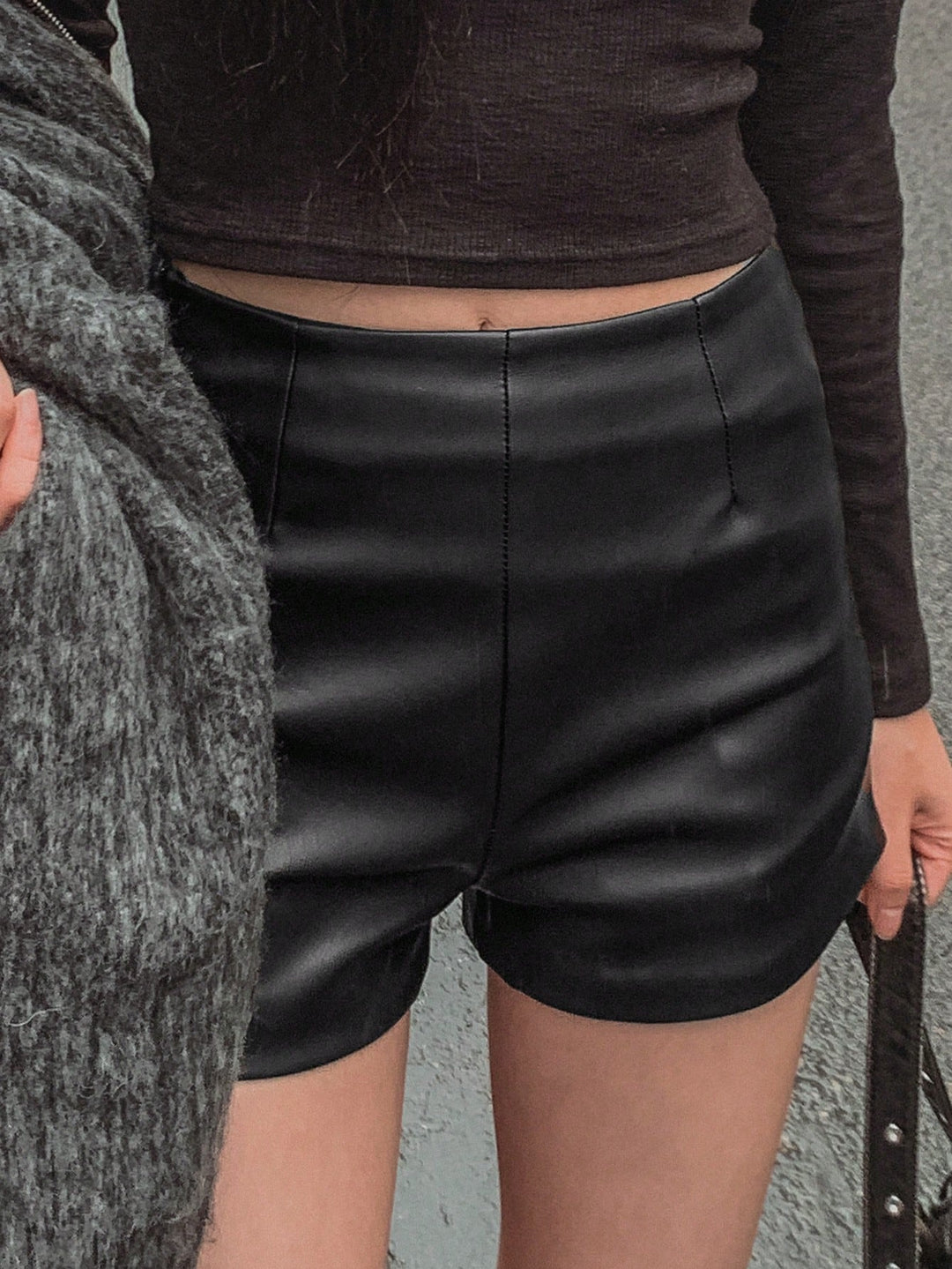 Pantaloni scurți SHEIN, negru