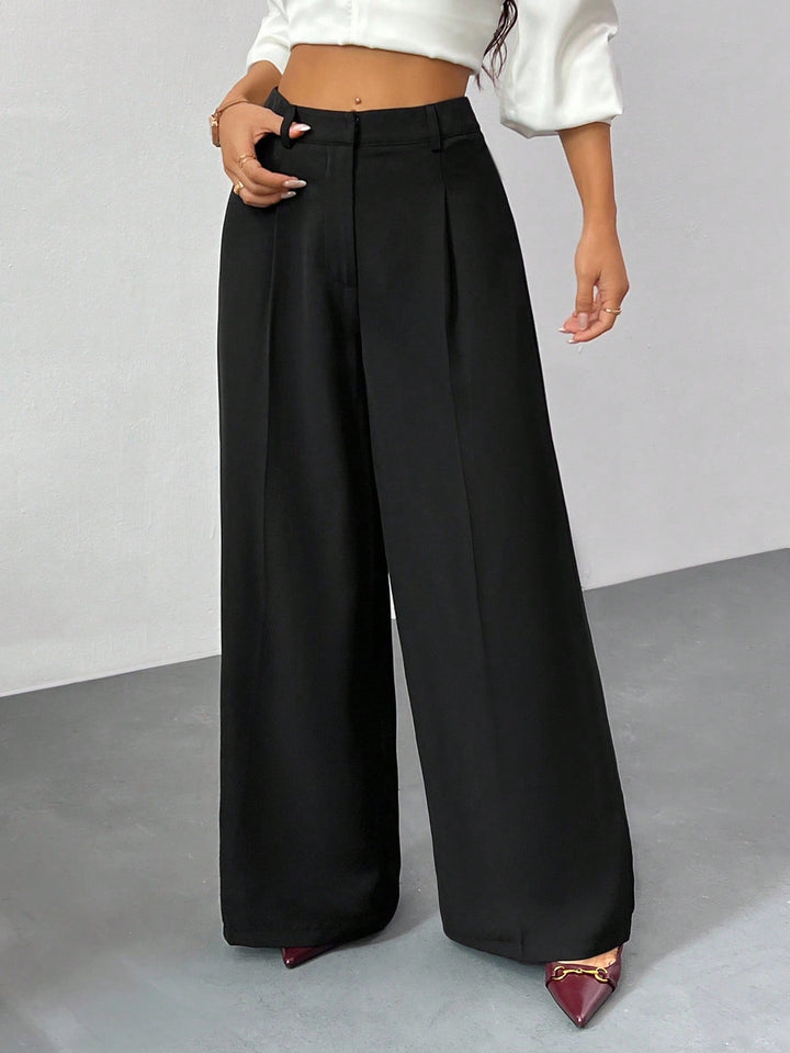Pantaloni SHEIN, negru