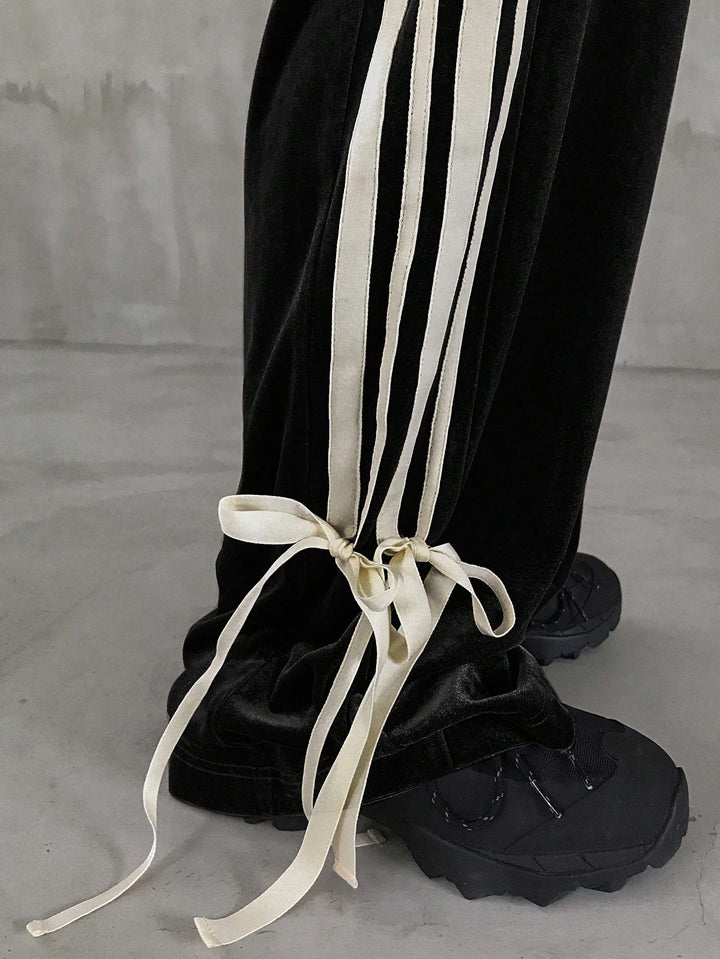 Pantaloni SHEIN, negru
