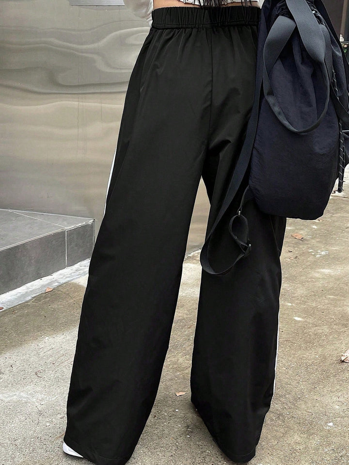 Pantaloni SHEIN, negru