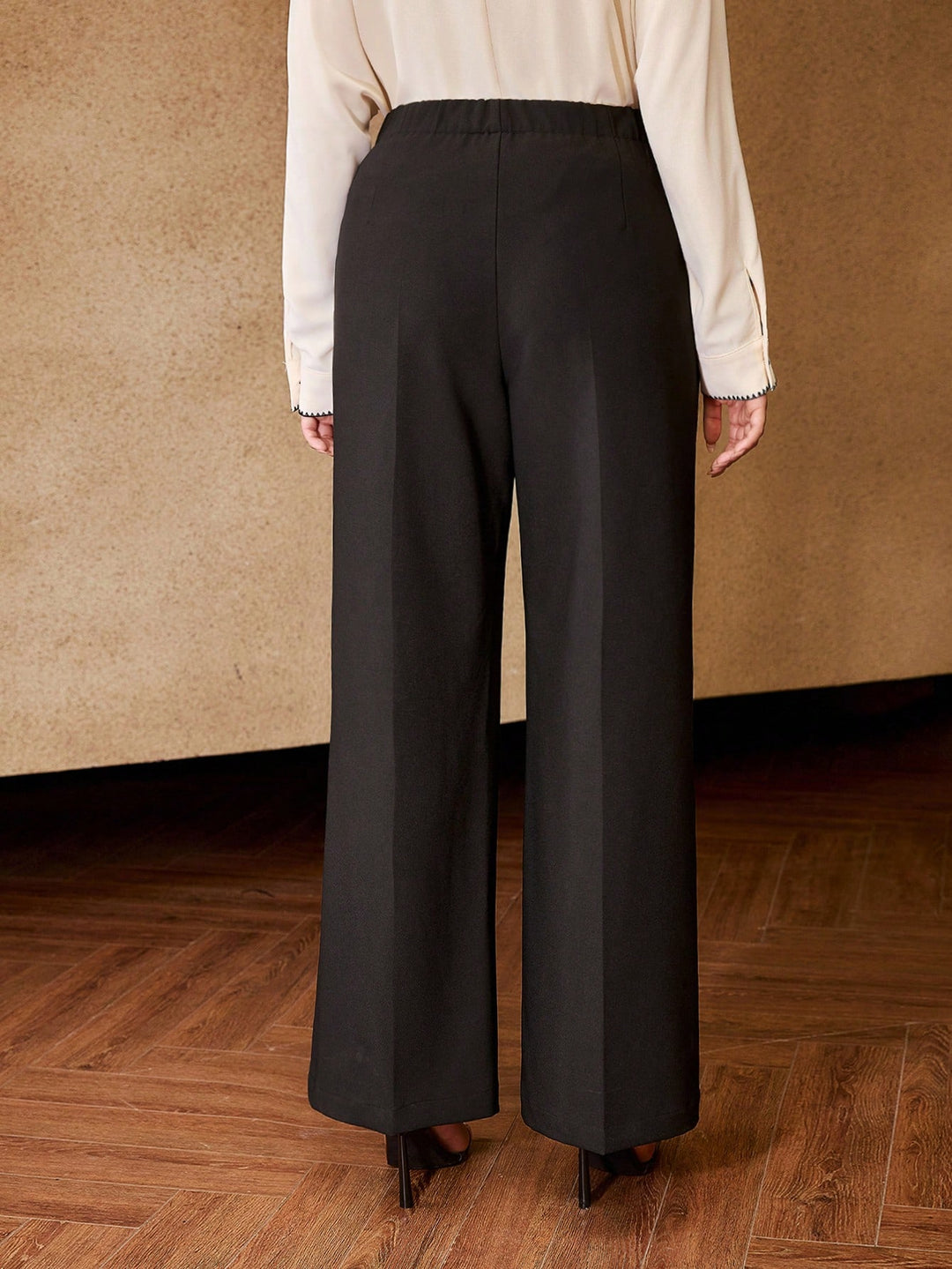 Pantaloni SHEIN