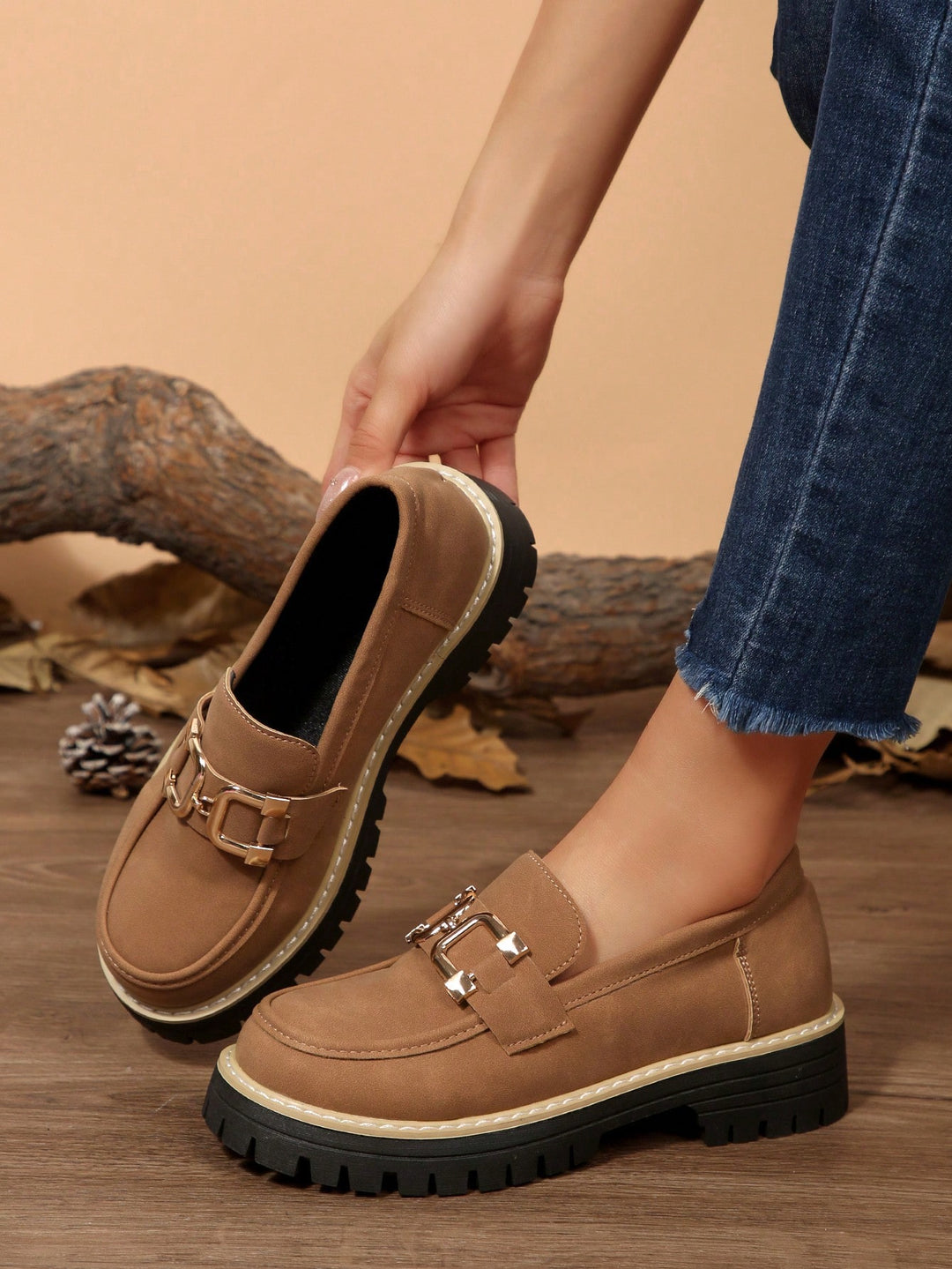 Pantofi SHEIN, maro