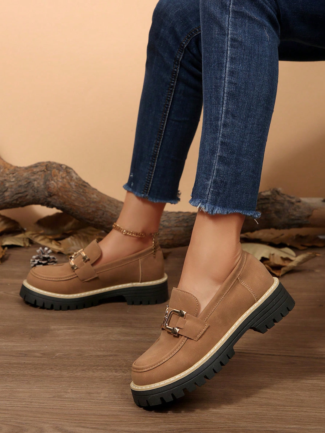 Pantofi SHEIN, maro