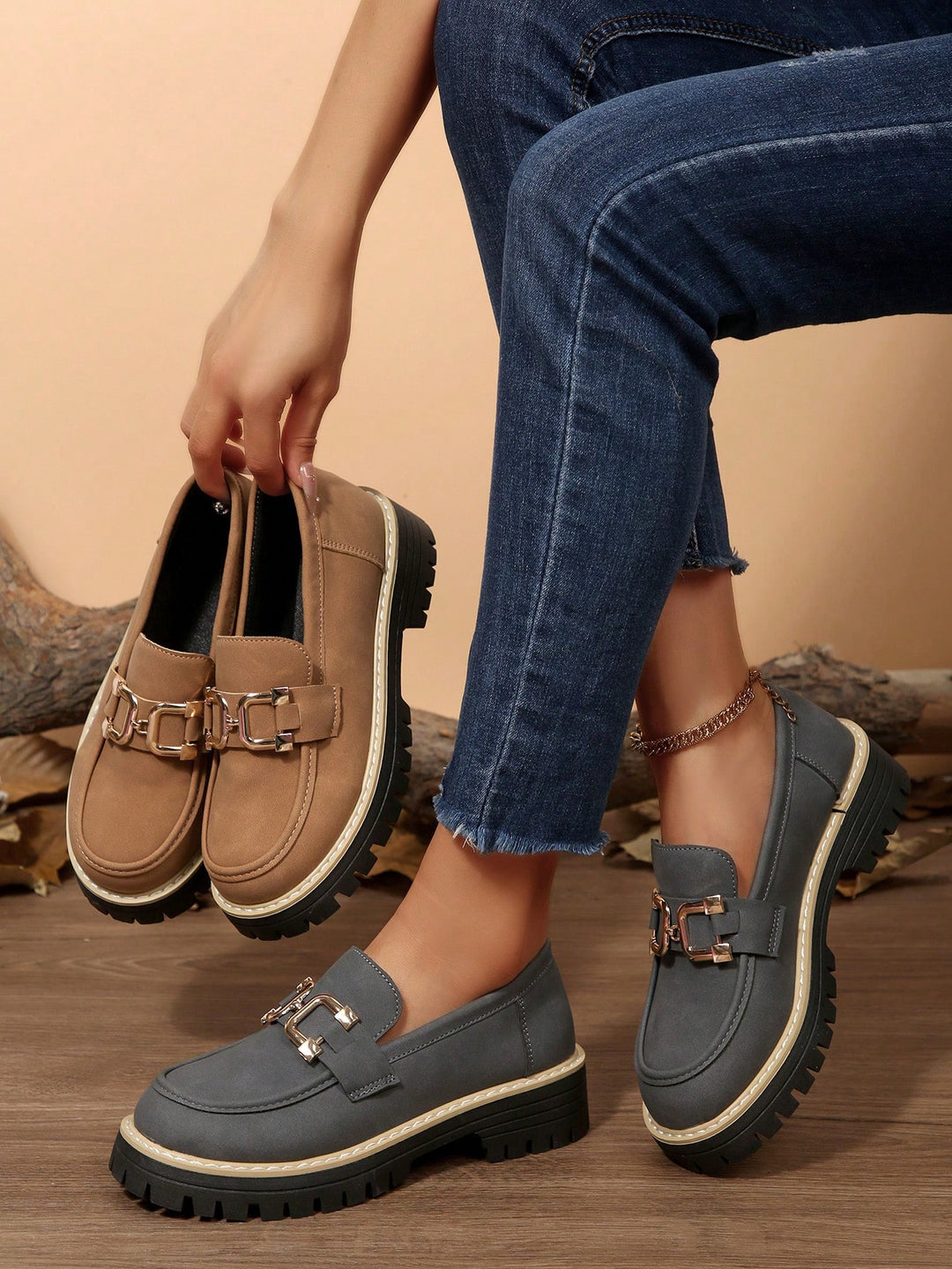 Pantofi SHEIN, maro