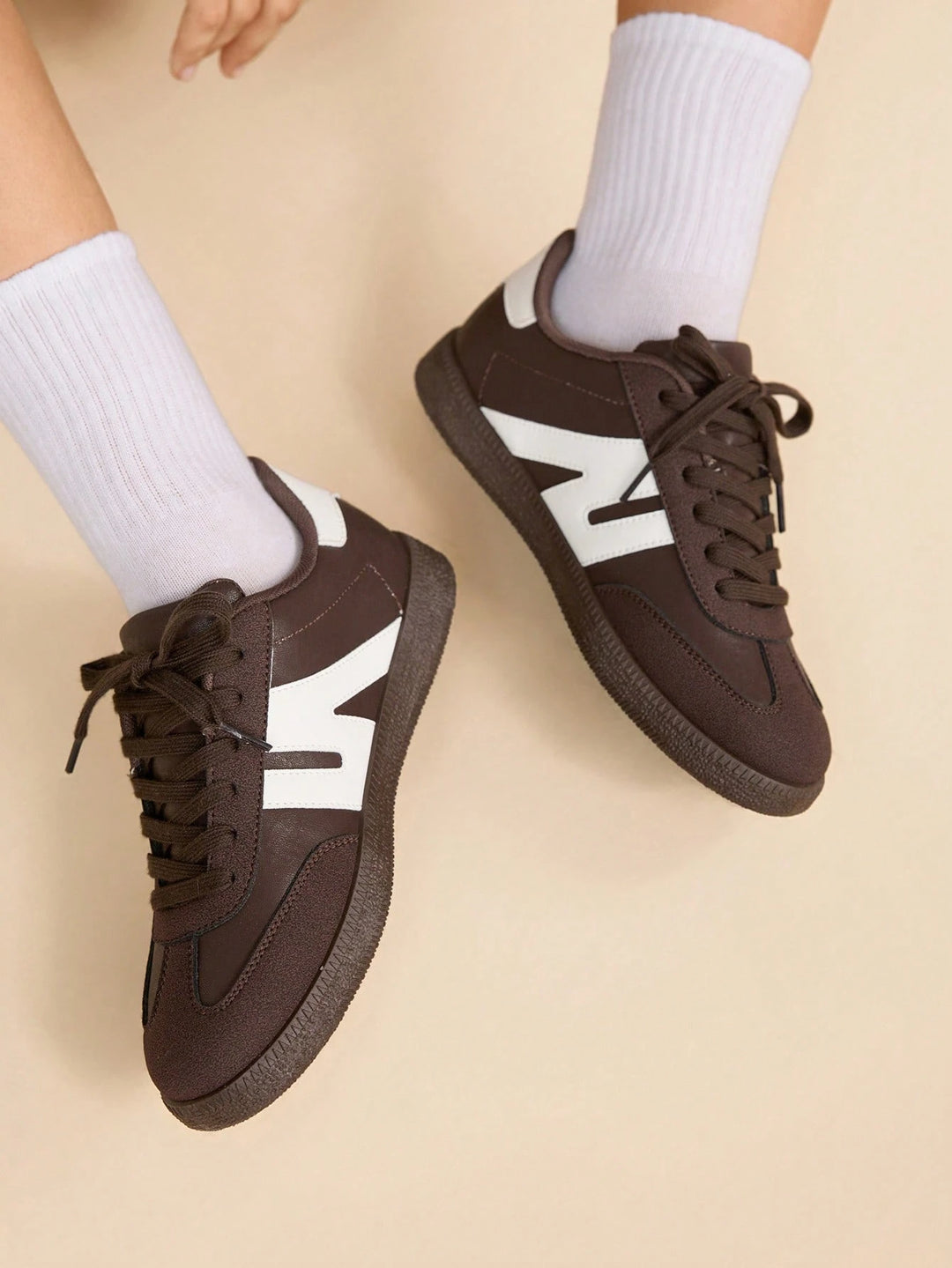 Pantofi sport SHEIN, maro
