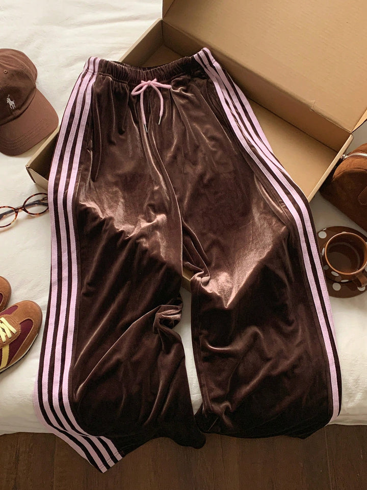 Pantaloni SHEIN, maro