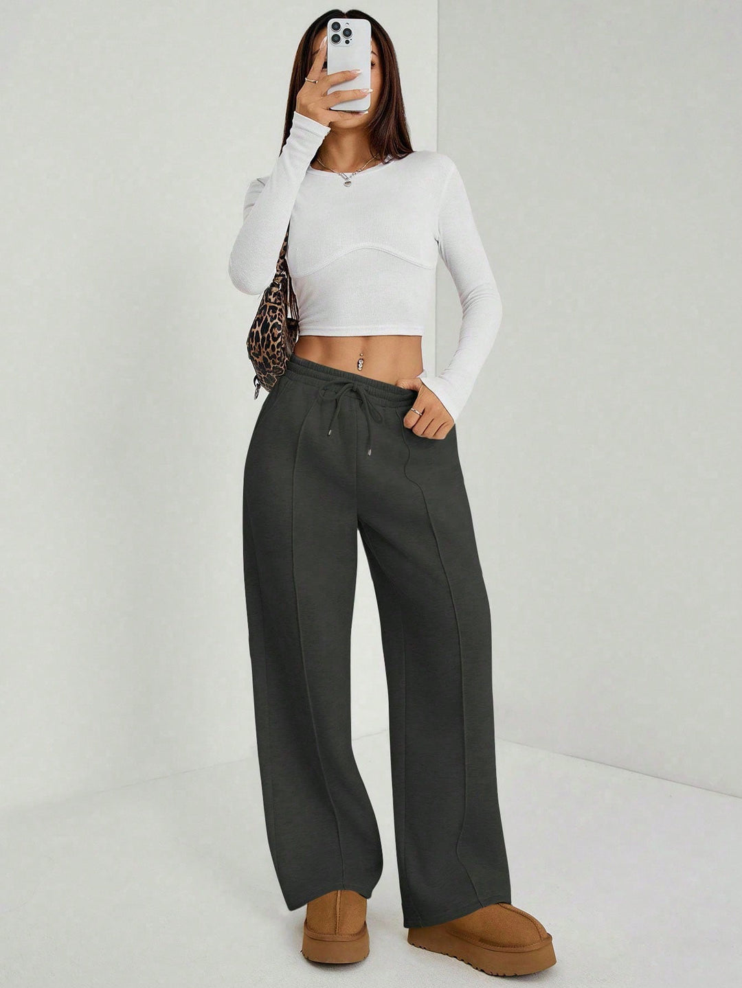 Pantaloni SHEIN, gri