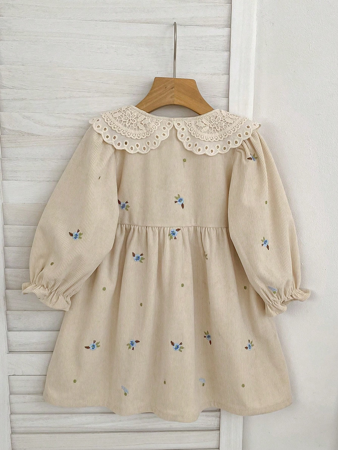 Rochie SHEIN, crem