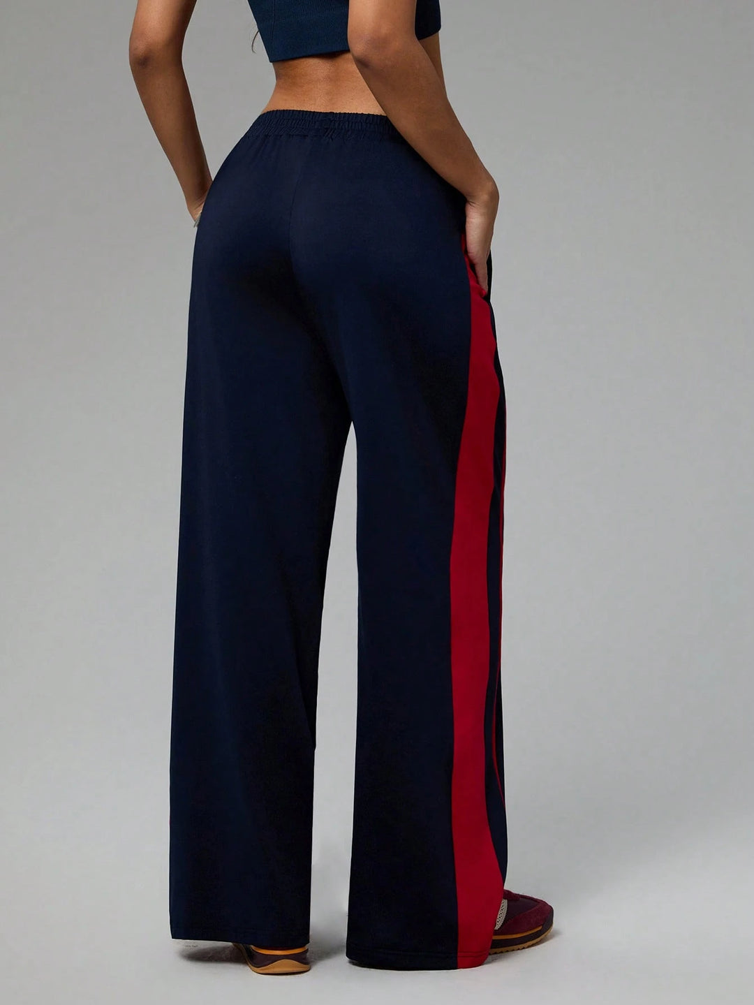 Pantaloni SHEIN, bleumarin