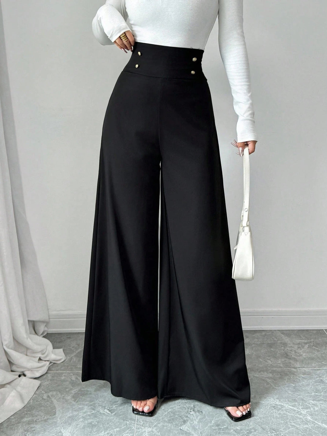 Pantaloni SHEIN, negru