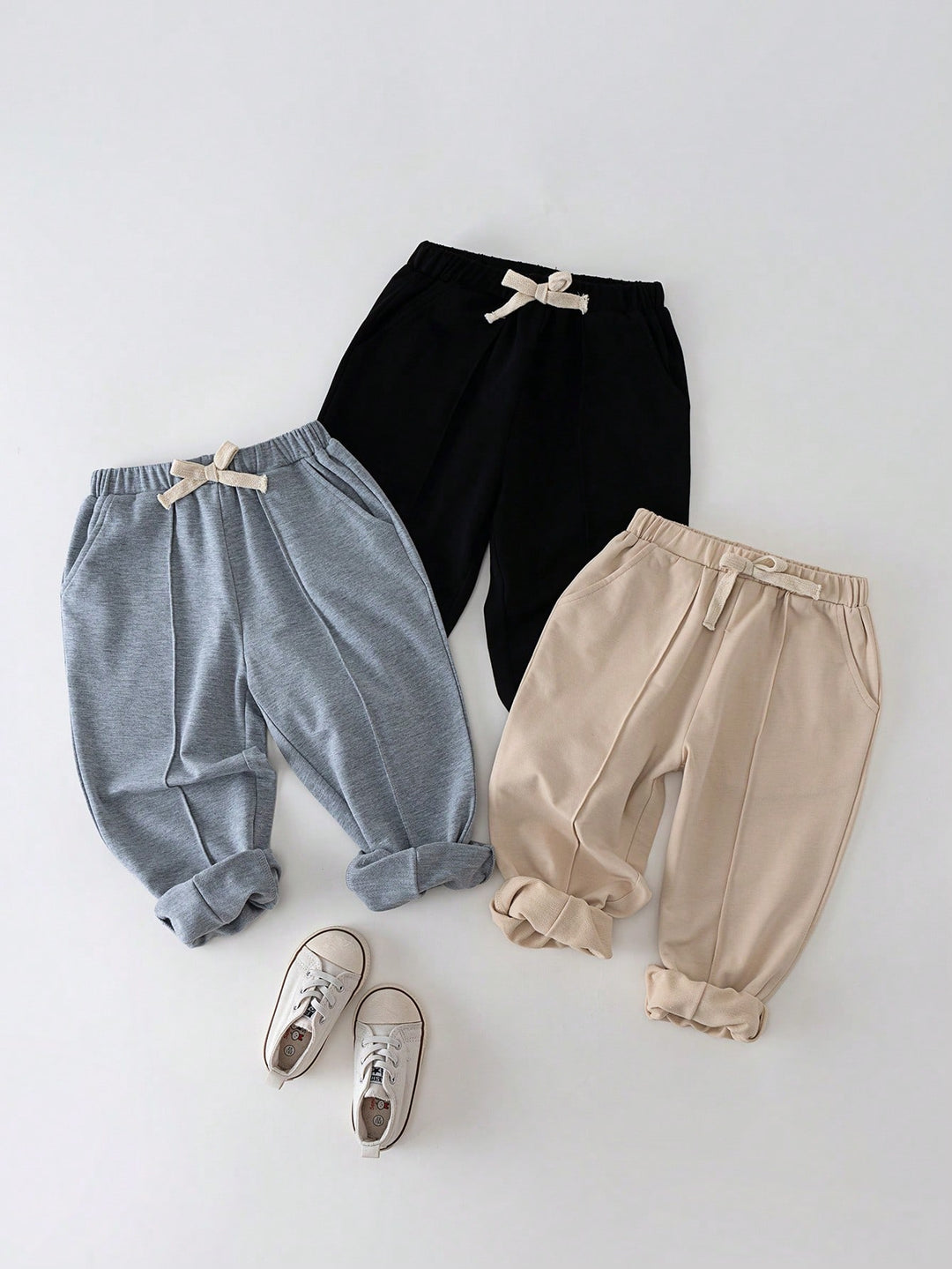 Set pantaloni SHEIN, mix culori