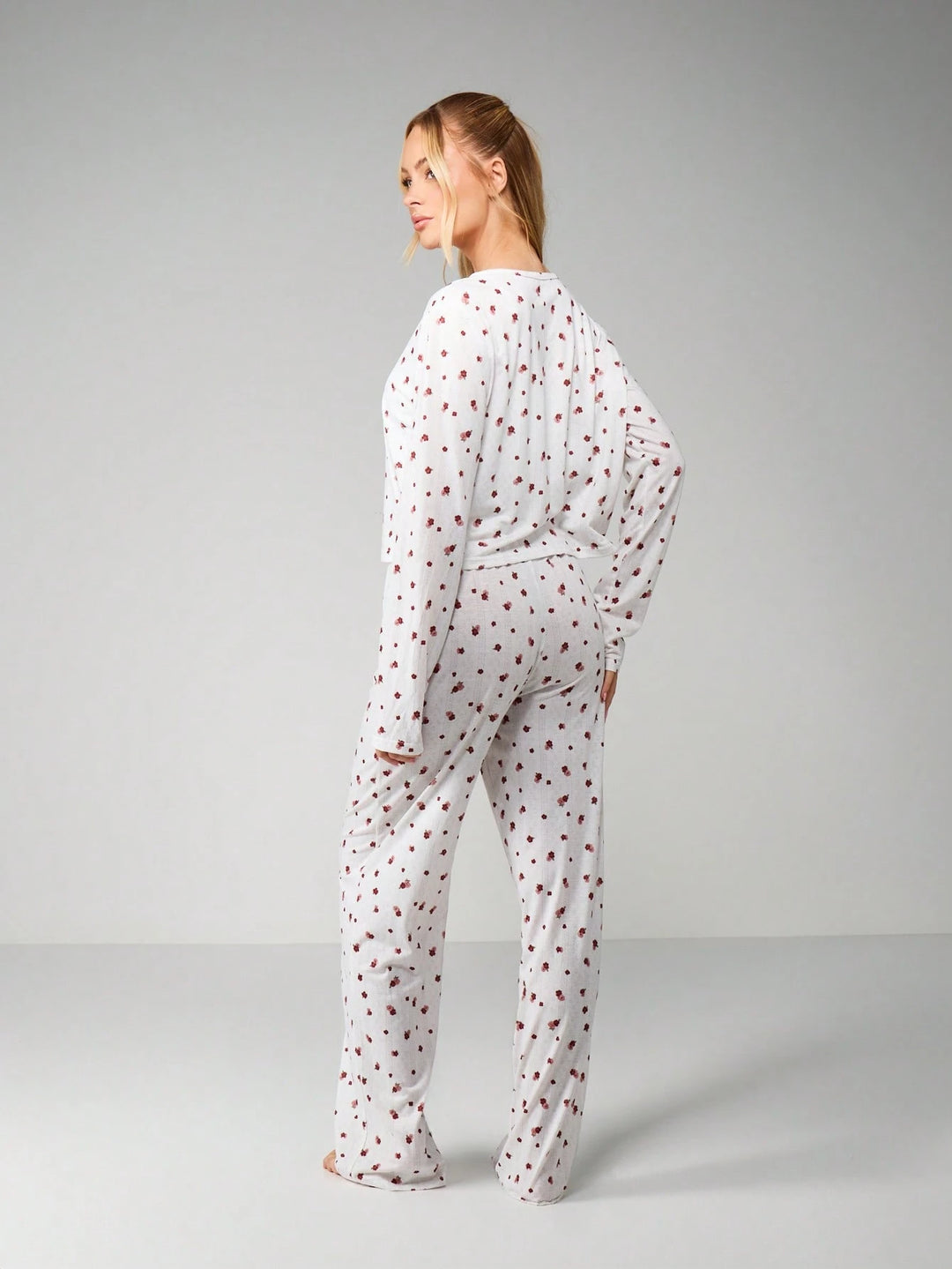 Compleu pijamale SHEIN, alb