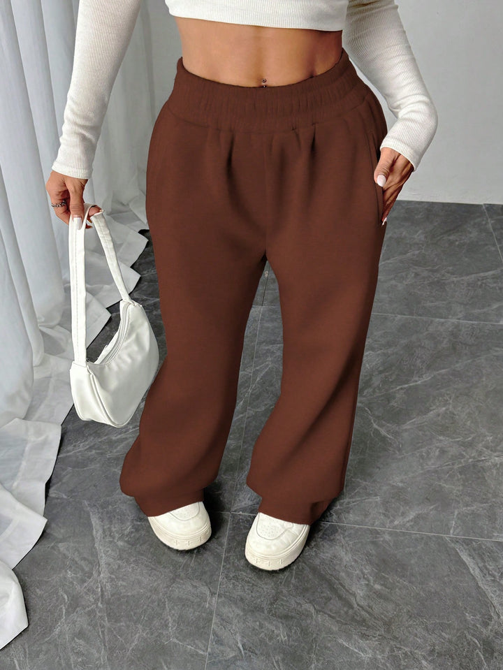Pantaloni SHEIN, maro