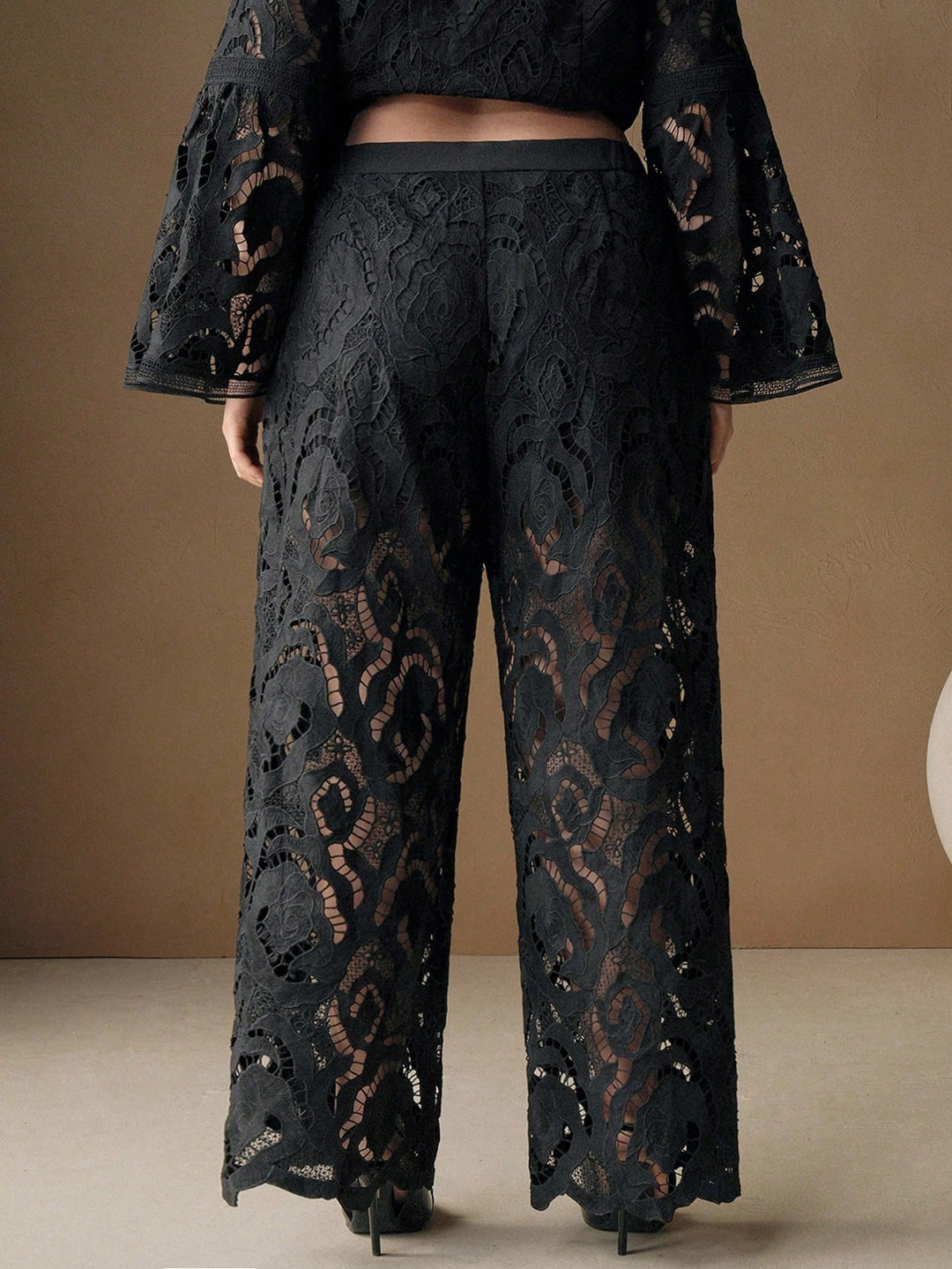 Pantaloni SHEIN, negru
