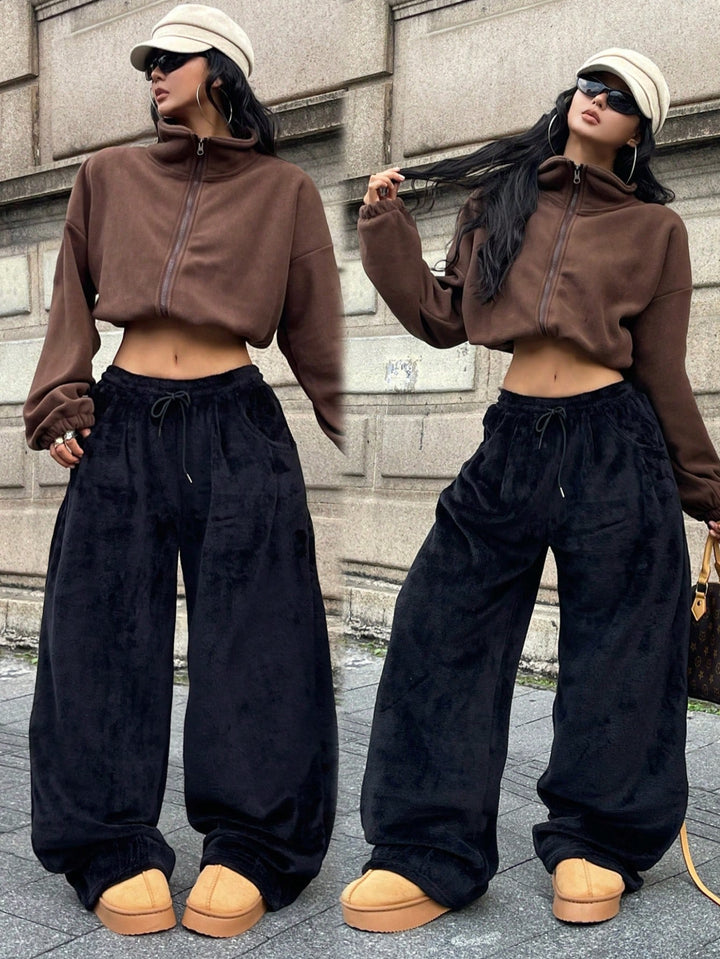 Pantaloni SHEIN, negru