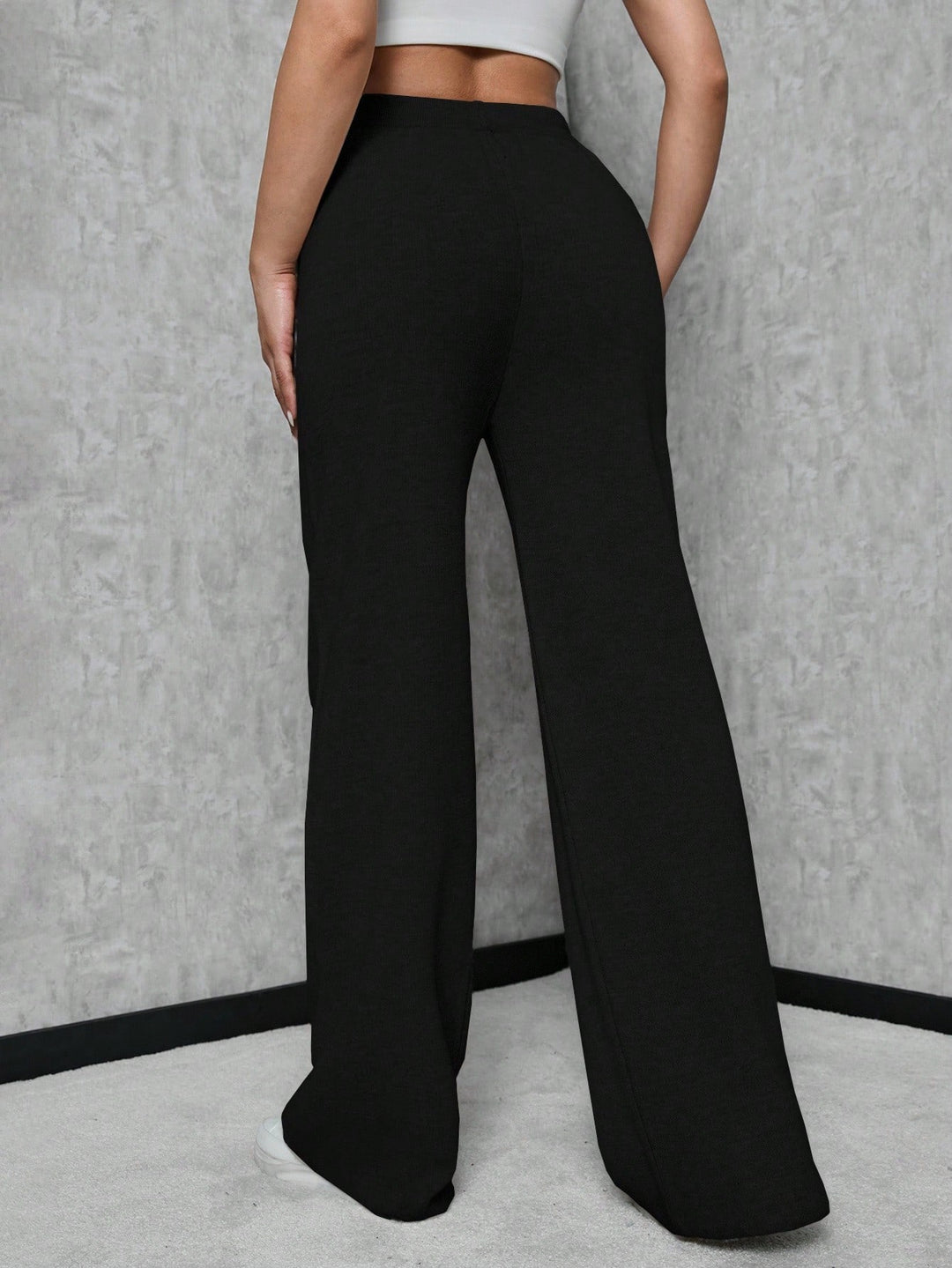 Pantaloni SHEIN, negru