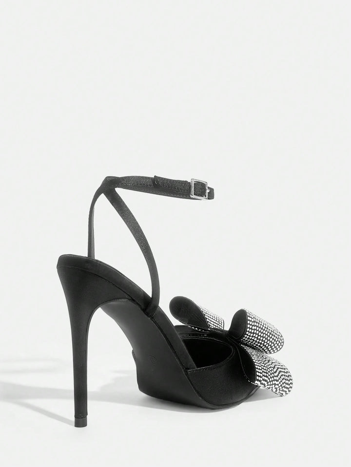 Pantofi cu toc SHEIN, negru
