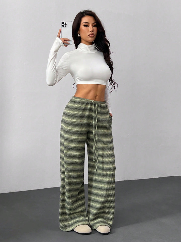 Pantaloni SHEIN