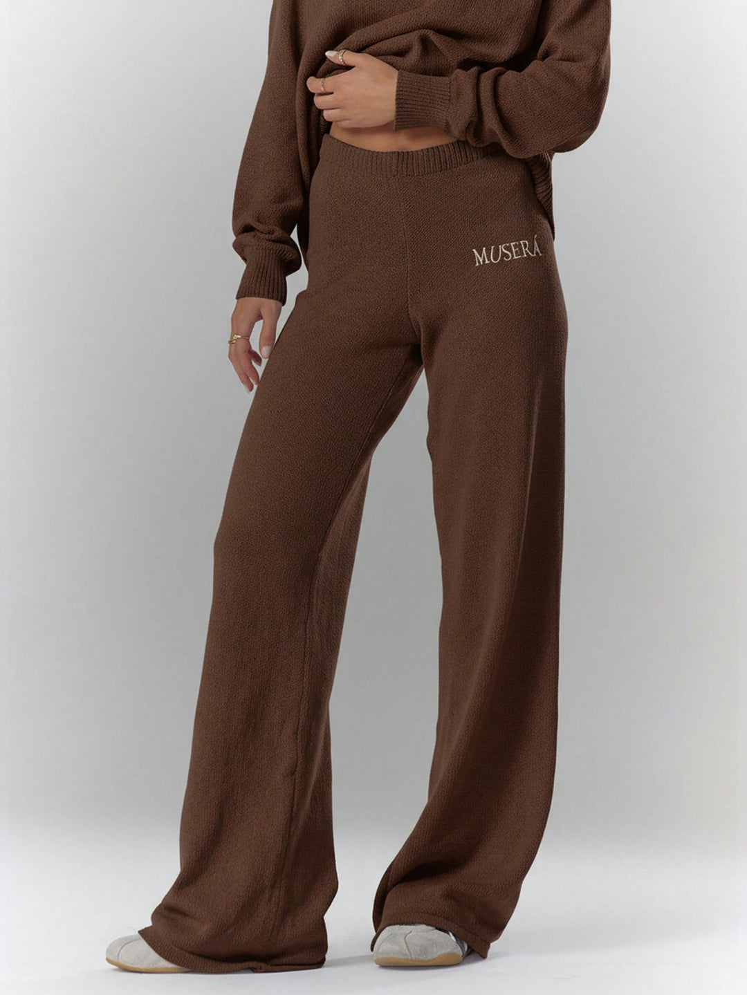 Pantaloni SHEIN, maro