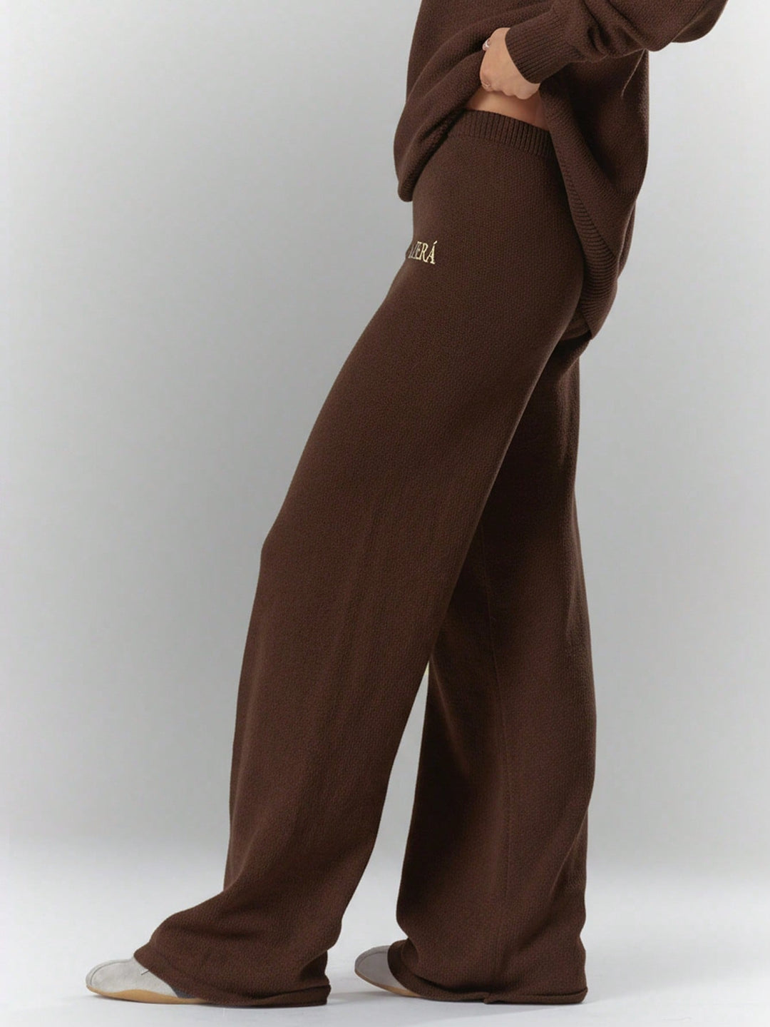 Pantaloni SHEIN, maro
