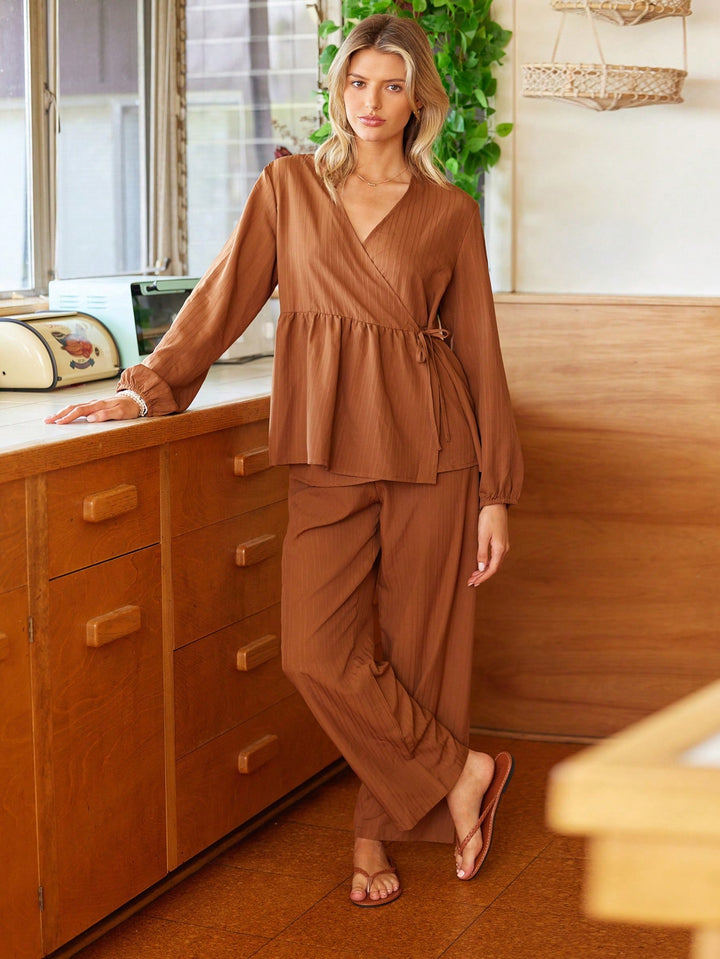 Compleu pijamale SHEIN, maro