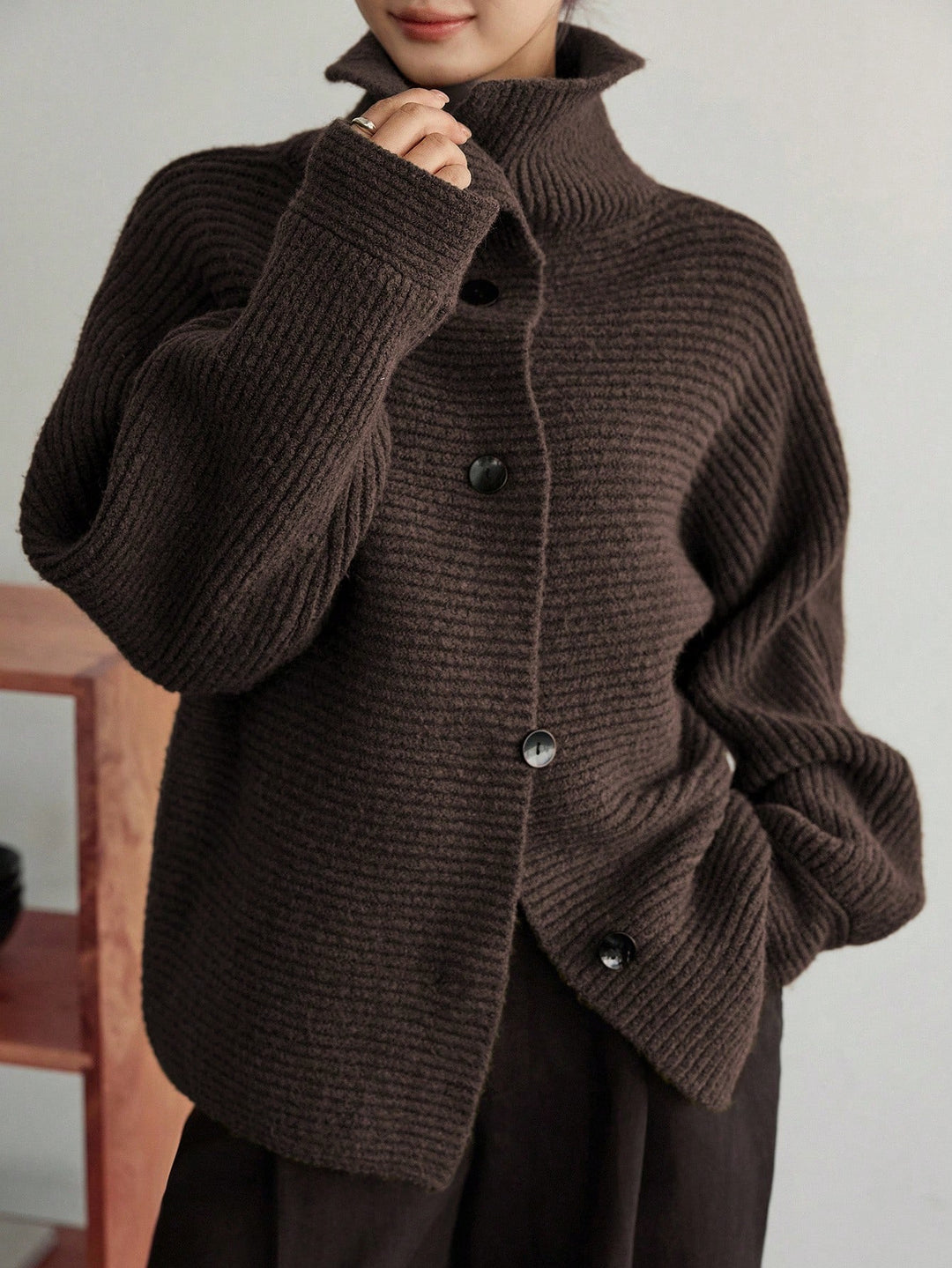 Cardigan SHEIN, maro